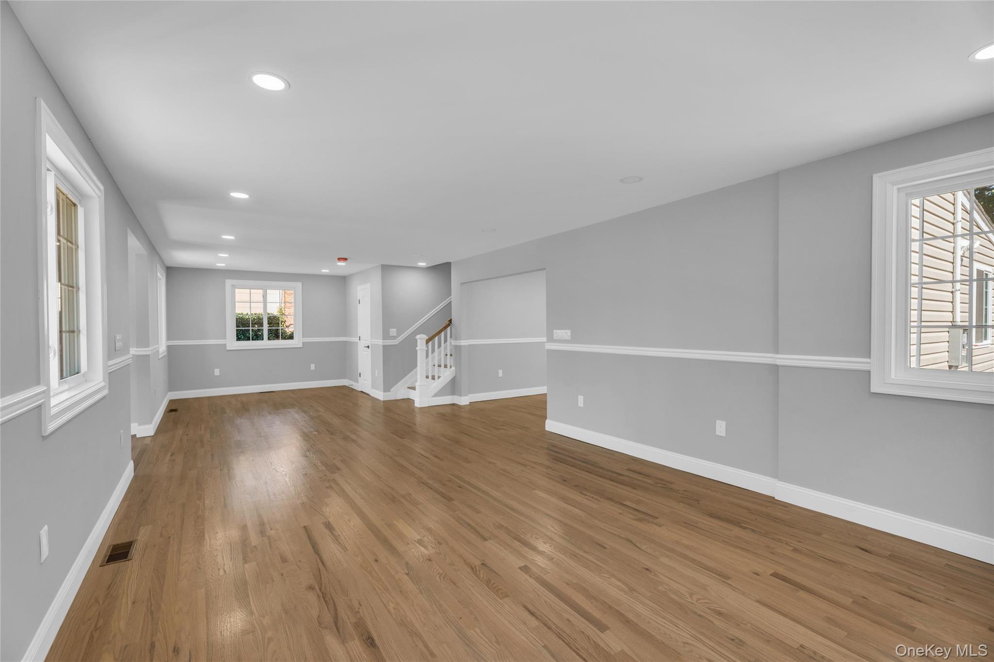 99 W 2nd Street, Lake Ronkonkoma, NY 11779