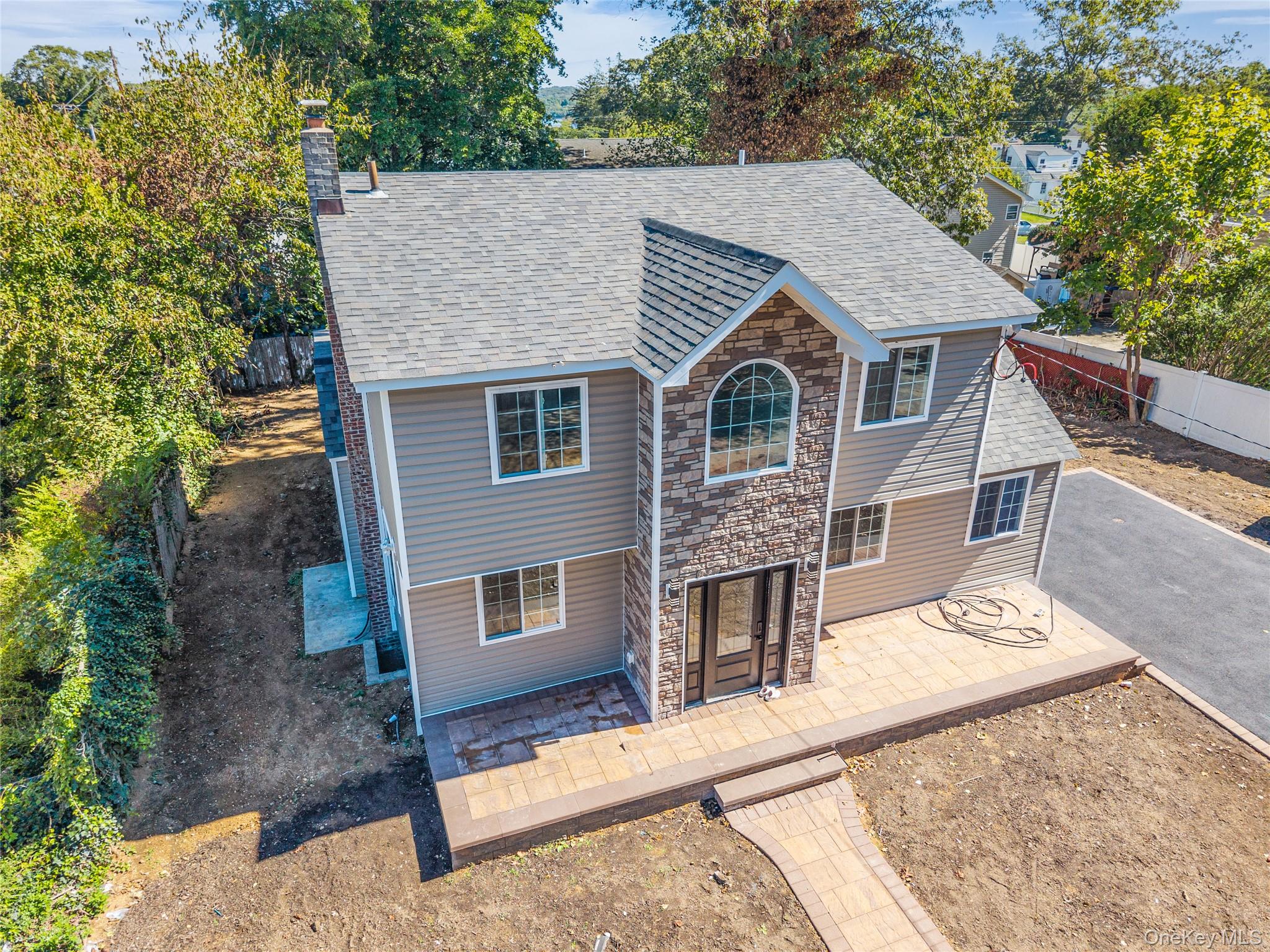 99 W 2nd Street, Lake Ronkonkoma, NY 11779