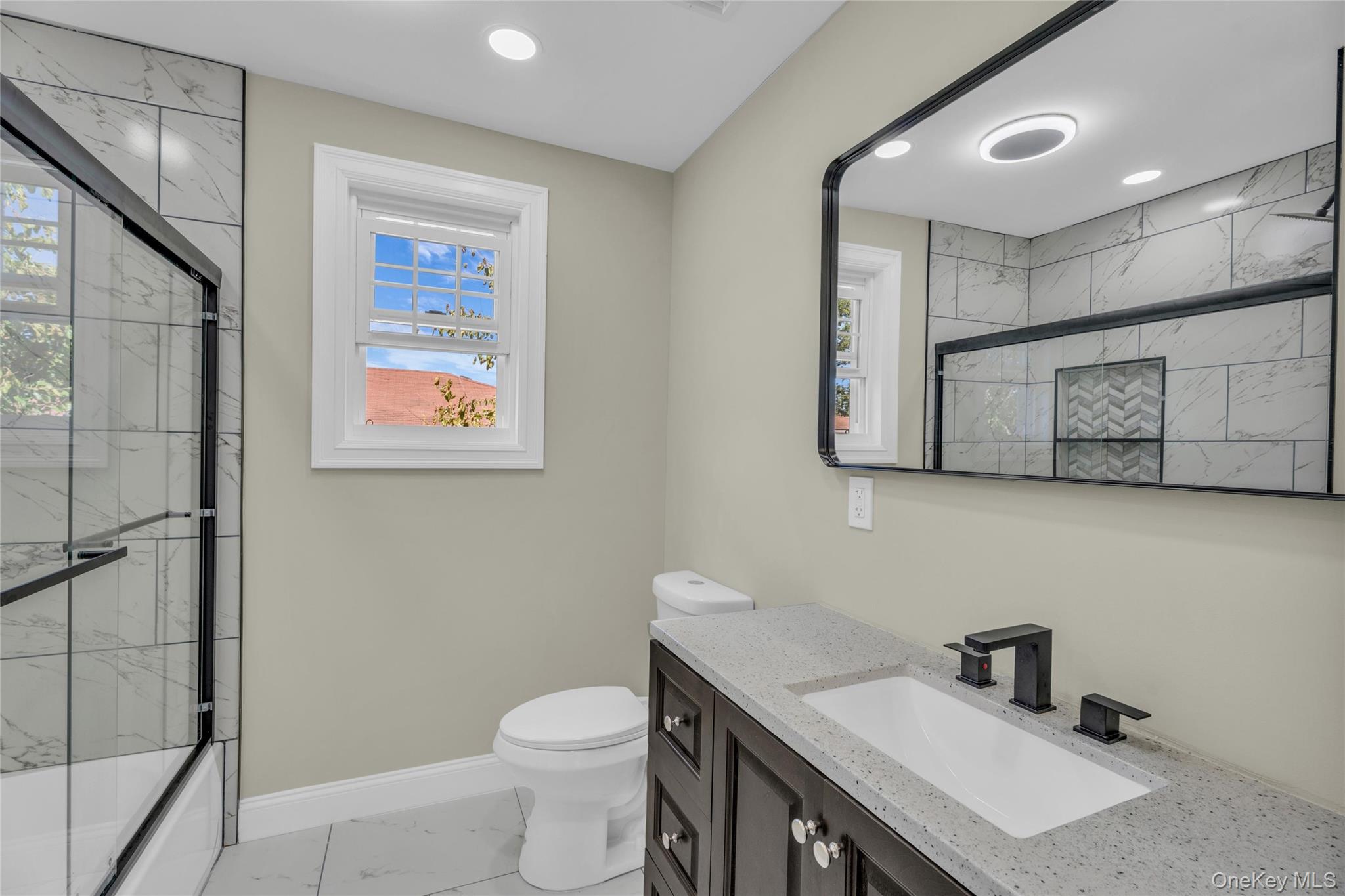 99 W 2nd Street, Lake Ronkonkoma, NY 11779