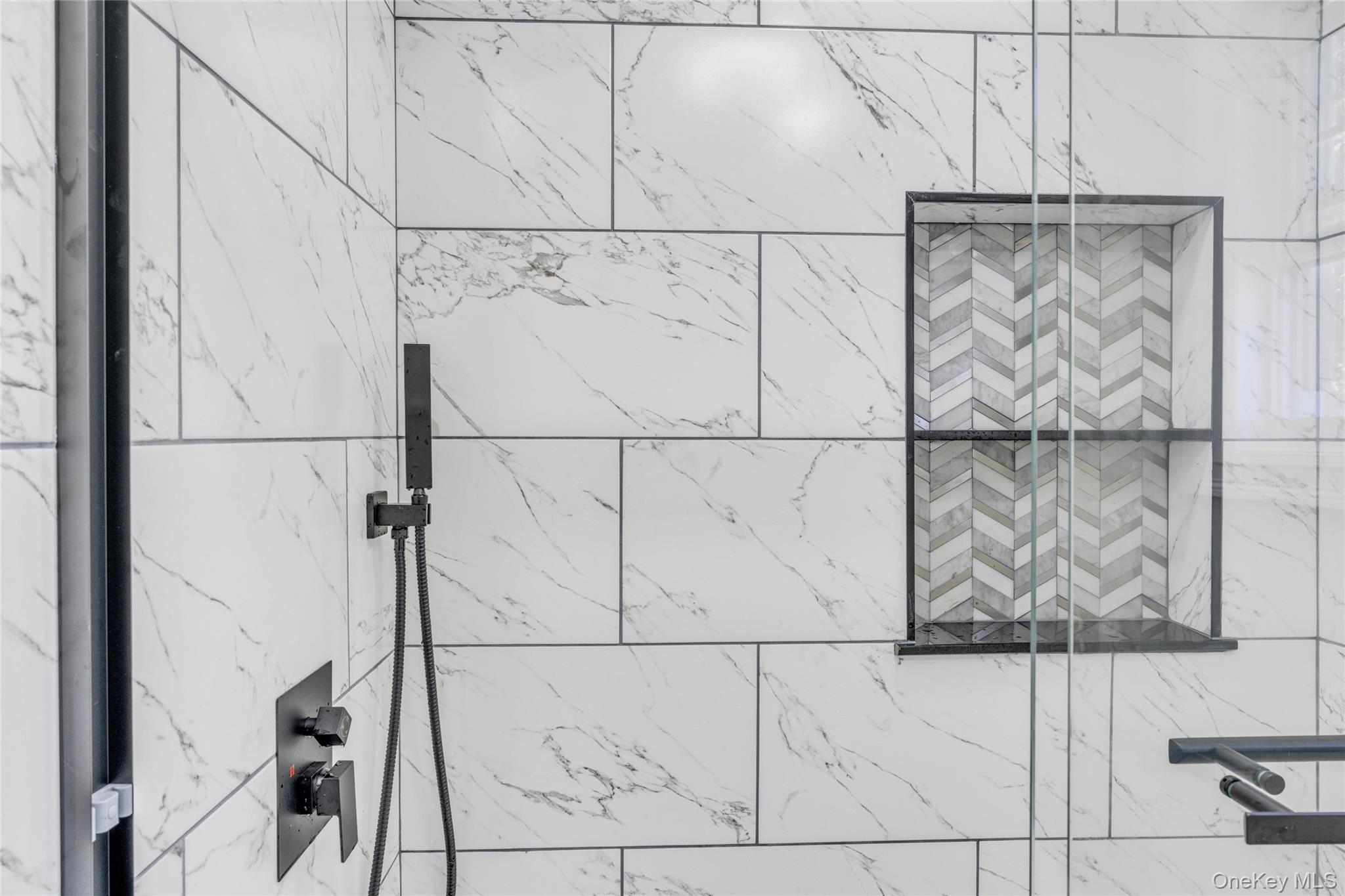 99 W 2nd Street, Lake Ronkonkoma, NY 11779