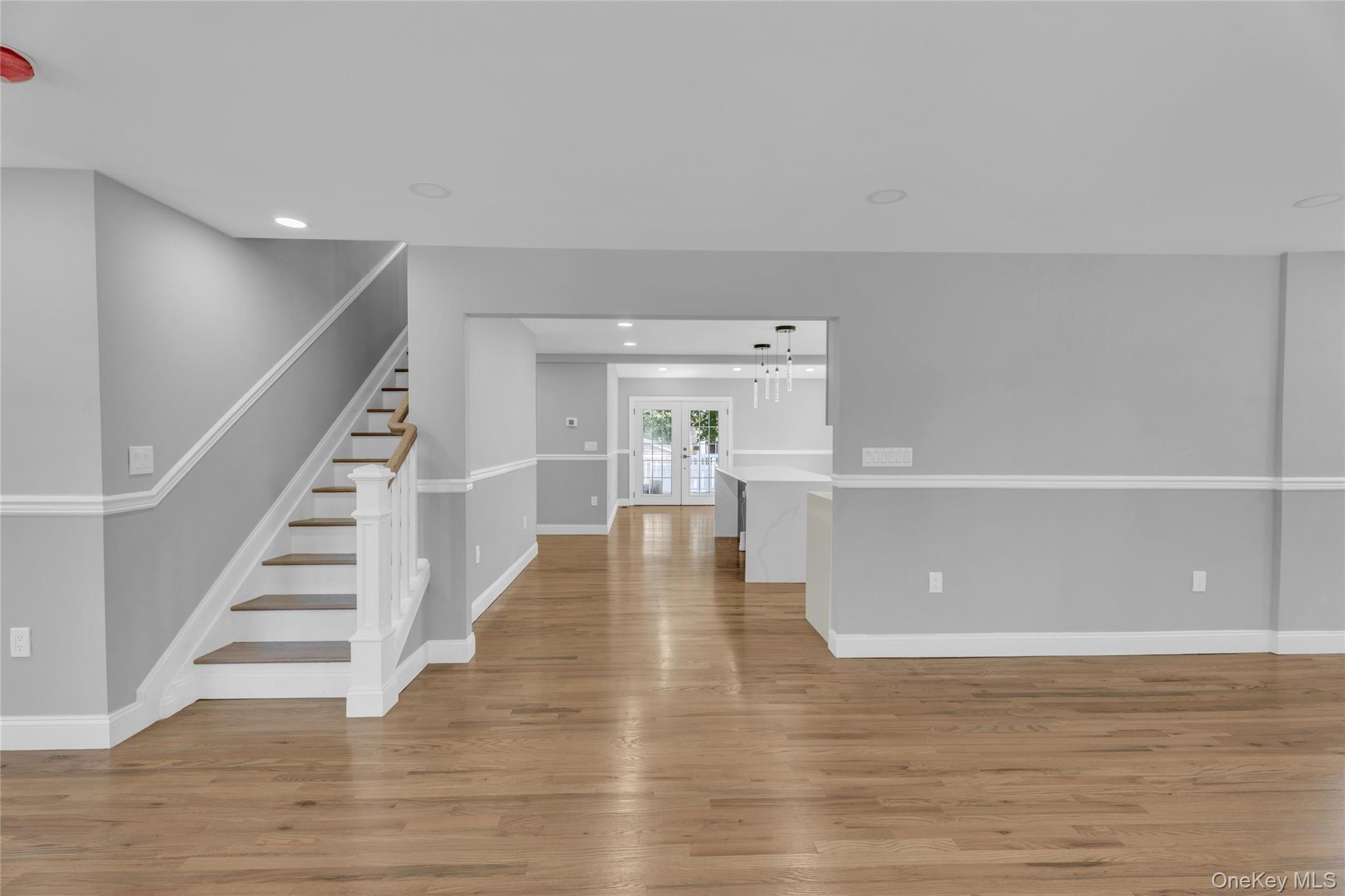 99 W 2nd Street, Lake Ronkonkoma, NY 11779