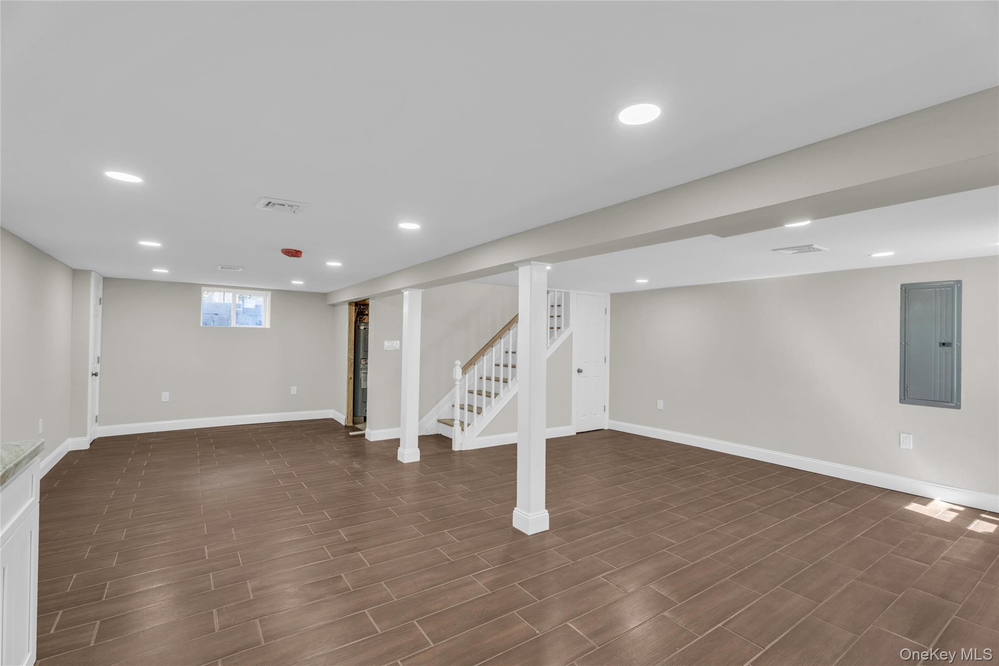 99 W 2nd Street, Lake Ronkonkoma, NY 11779