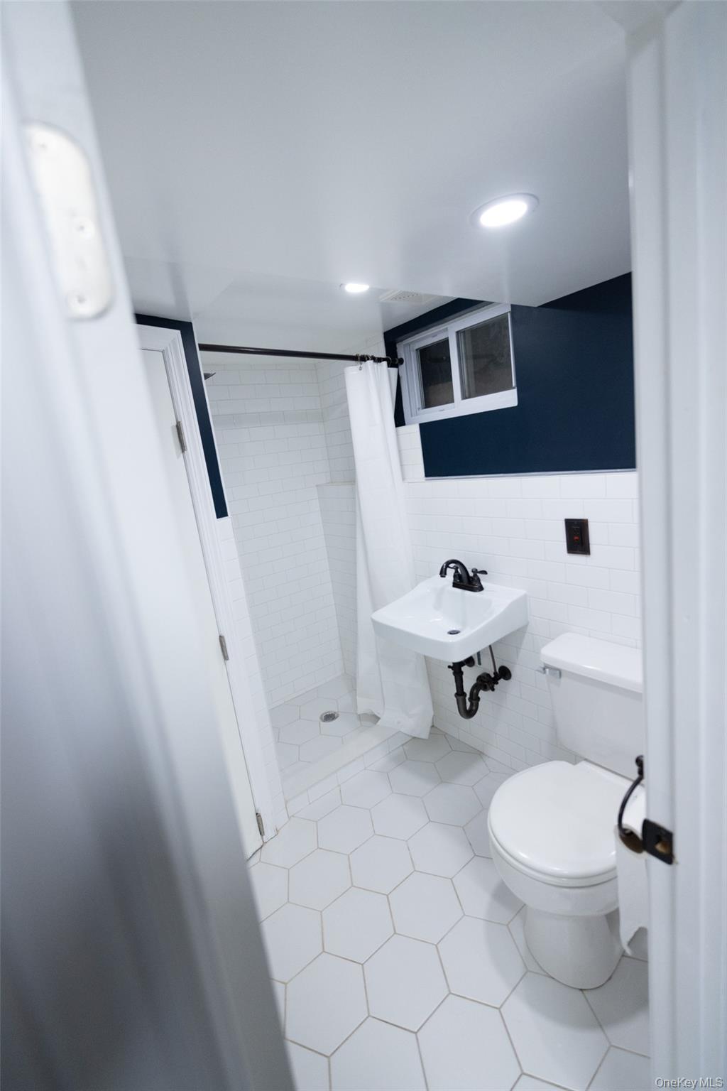 139-61 86th Avenue, Briarwood, NY 11435