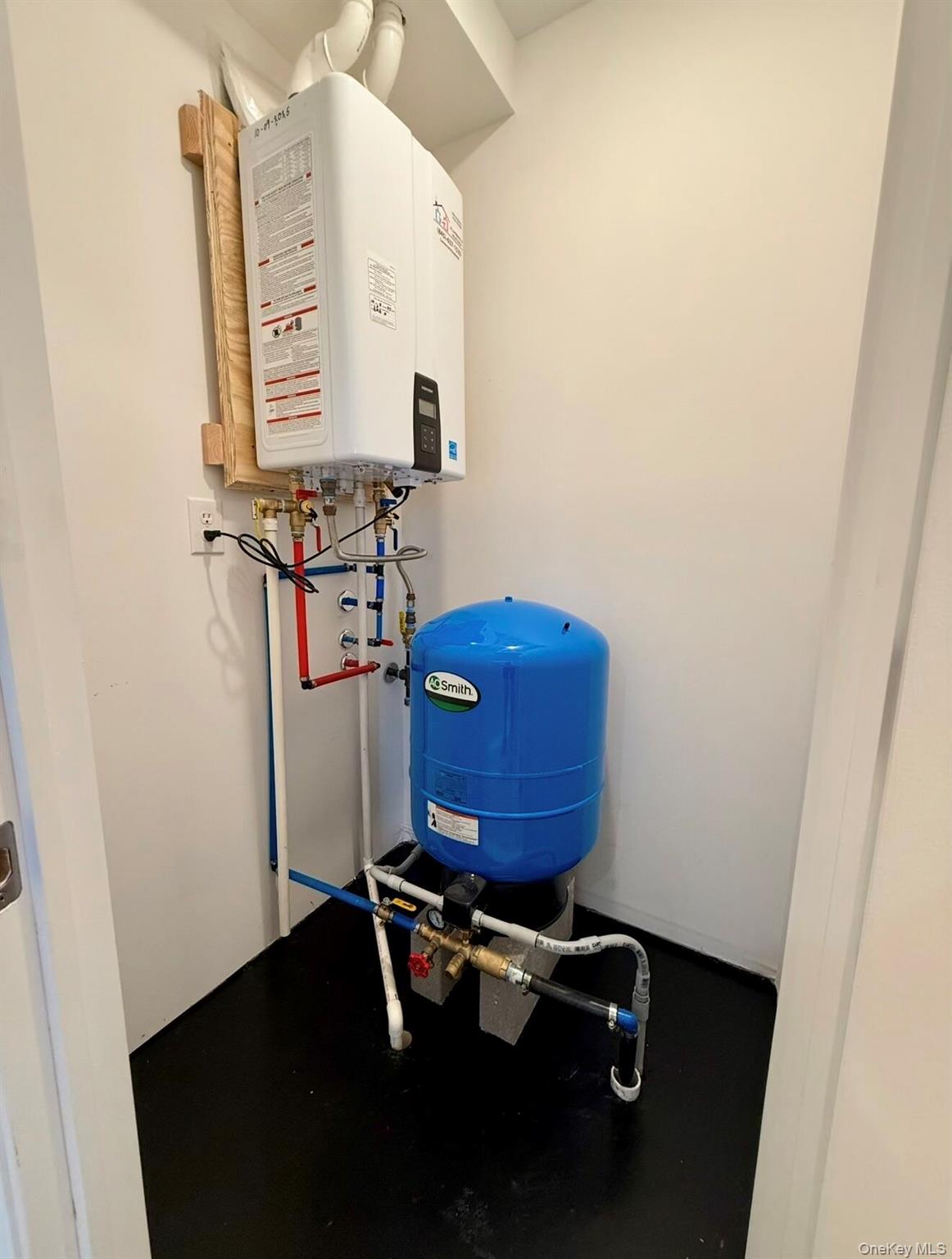 503 Howell Street, Pine Bush, NY 12566