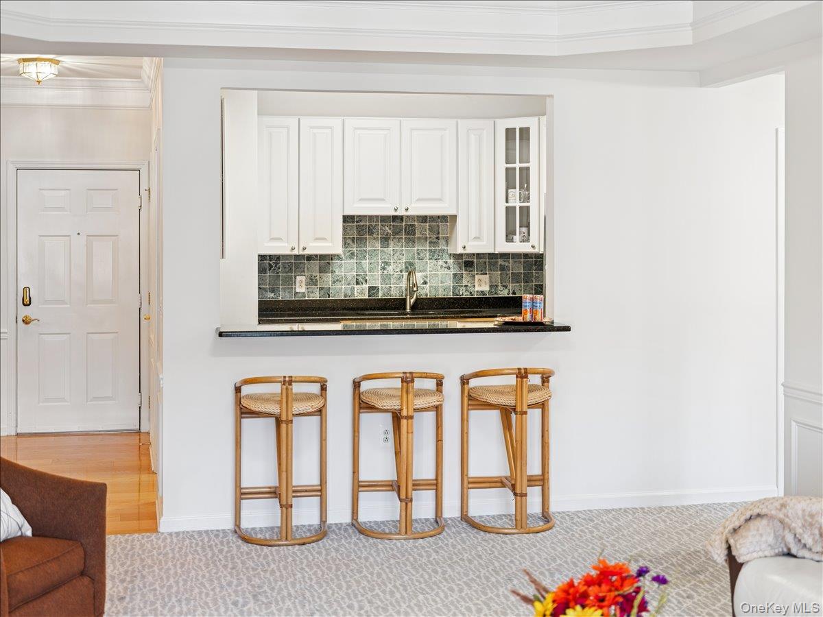 28 N De Baun Avenue # 208, Airmont, NY 10901