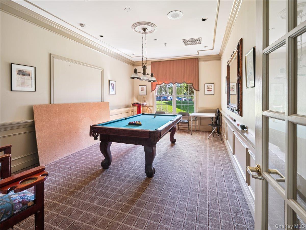 28 N De Baun Avenue # 208, Airmont, NY 10901