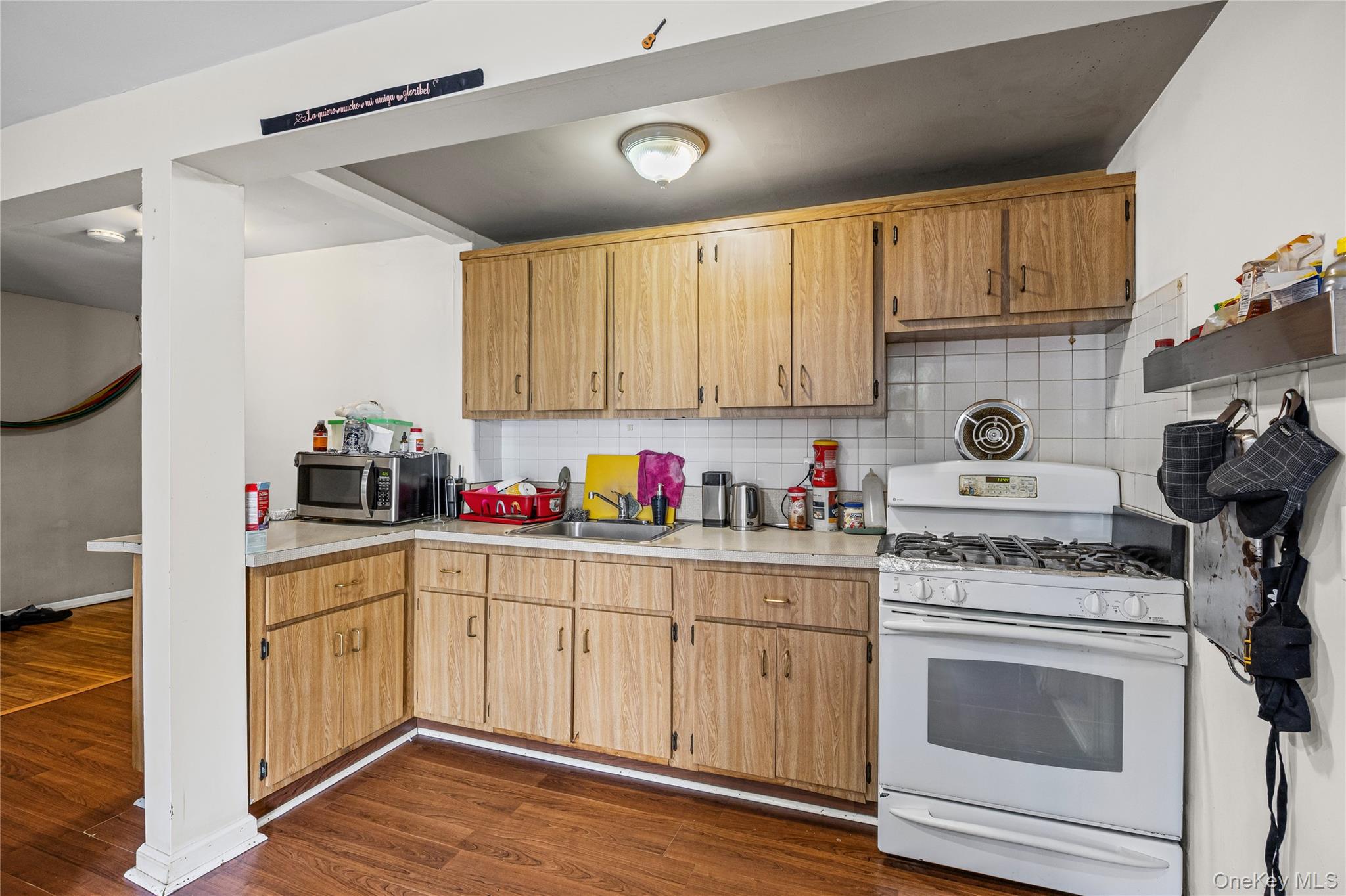 75 Oak Street, Amityville, NY 11701