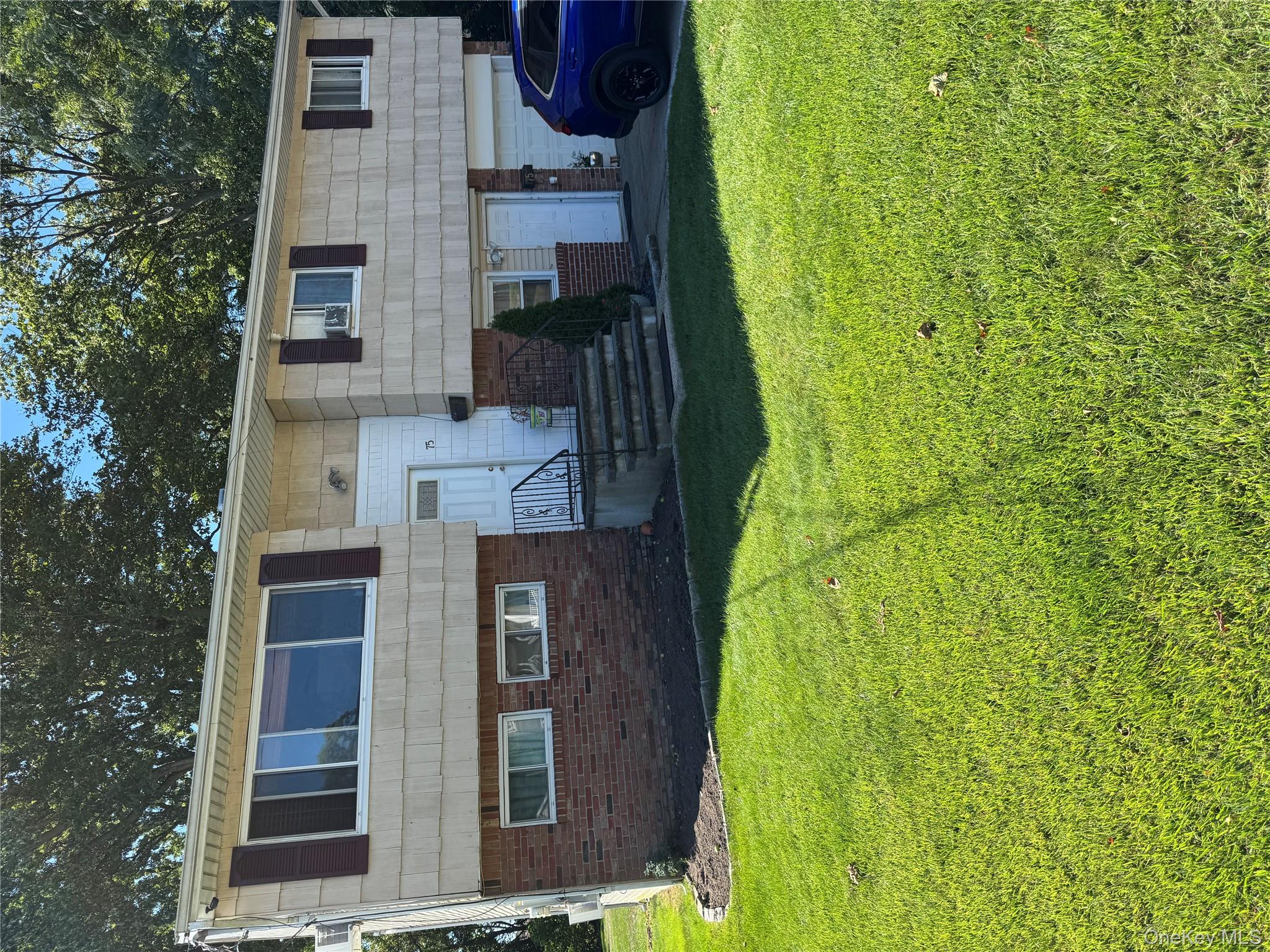 75 Oak Street, Amityville, NY 11701
