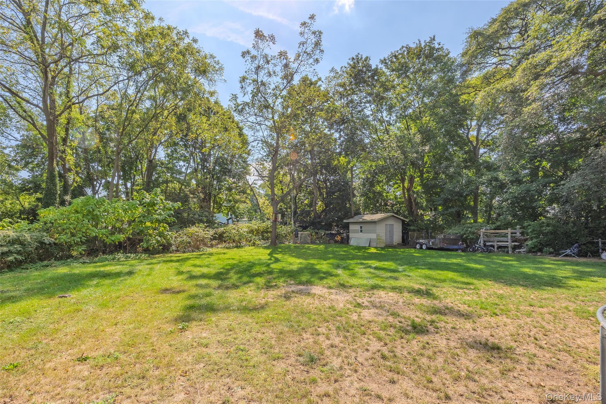 75 Oak Street, Amityville, NY 11701