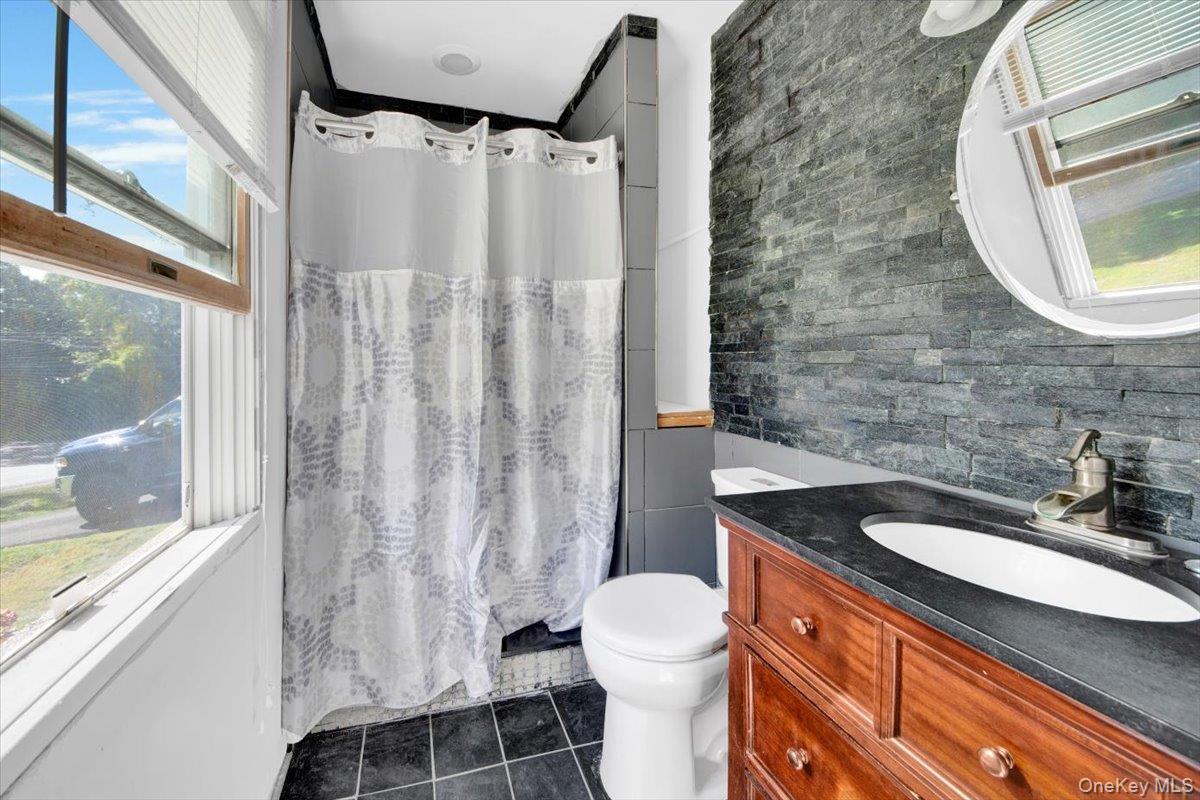 40 Baldwin Lane, Mahopac, NY 10541