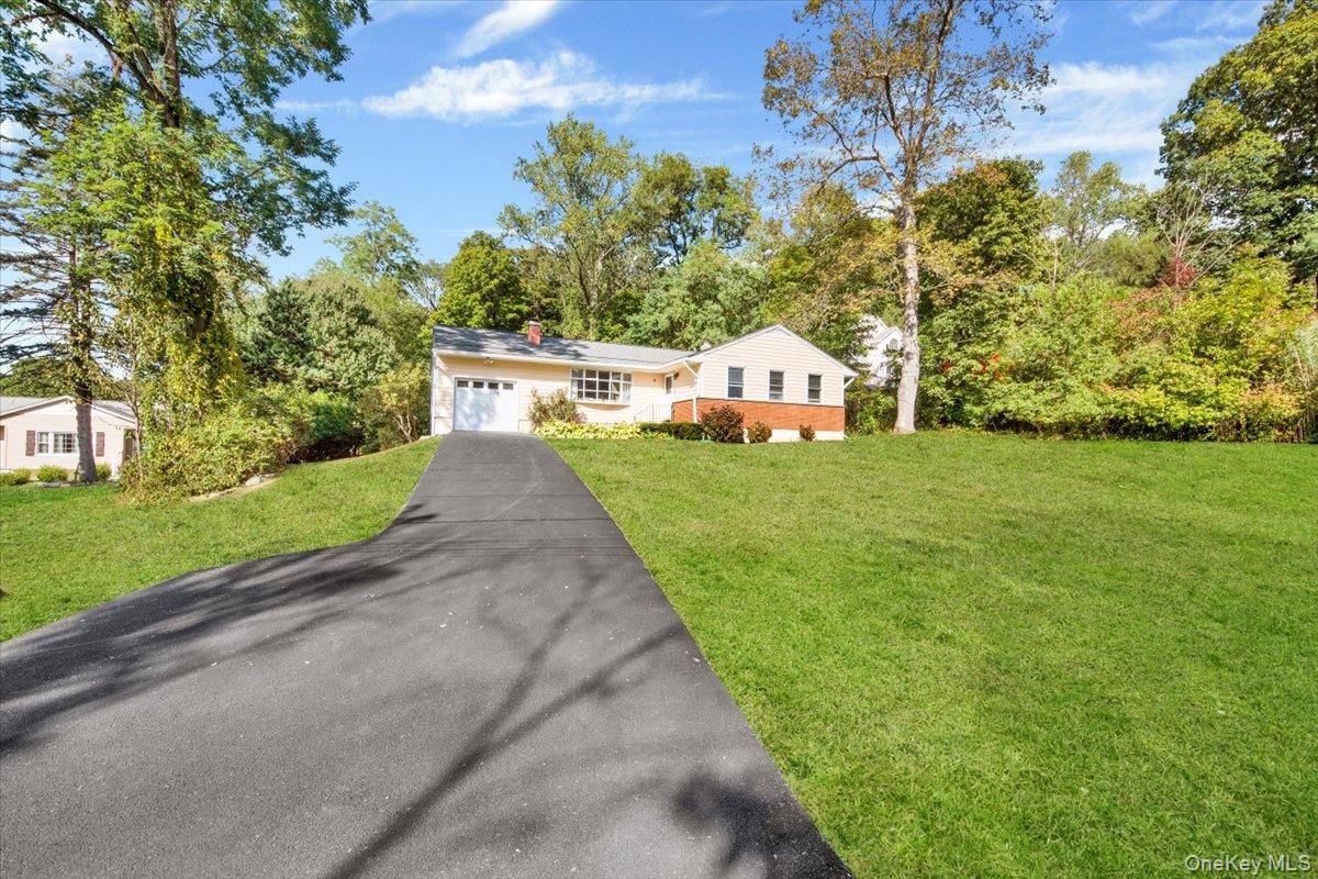 40 Baldwin Lane, Mahopac, NY 10541