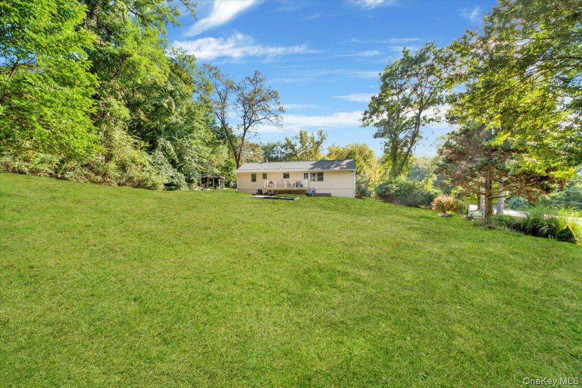 40 Baldwin Lane, Mahopac, NY 10541