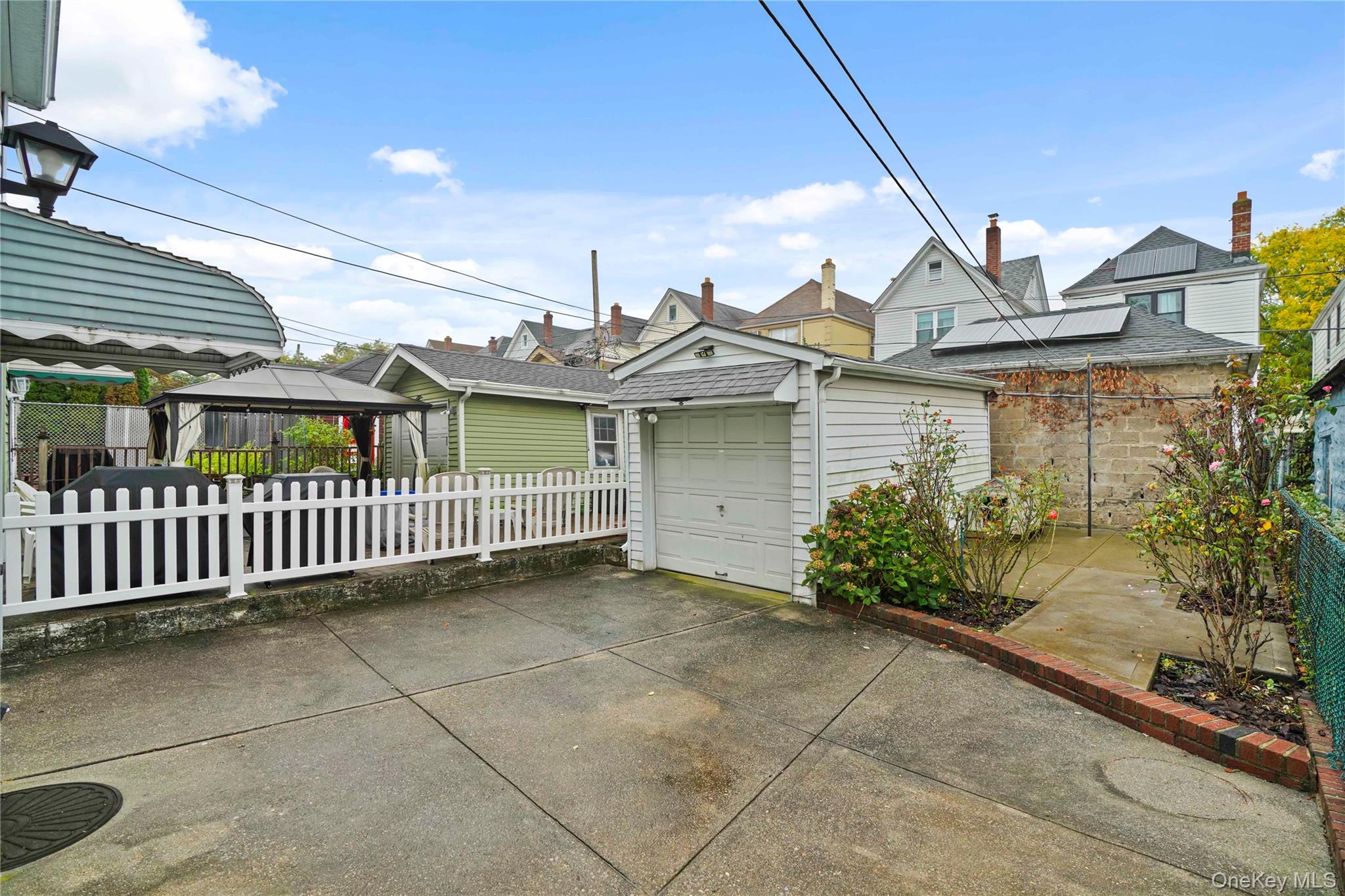 78-24 64th Lane, Glendale, NY 11385