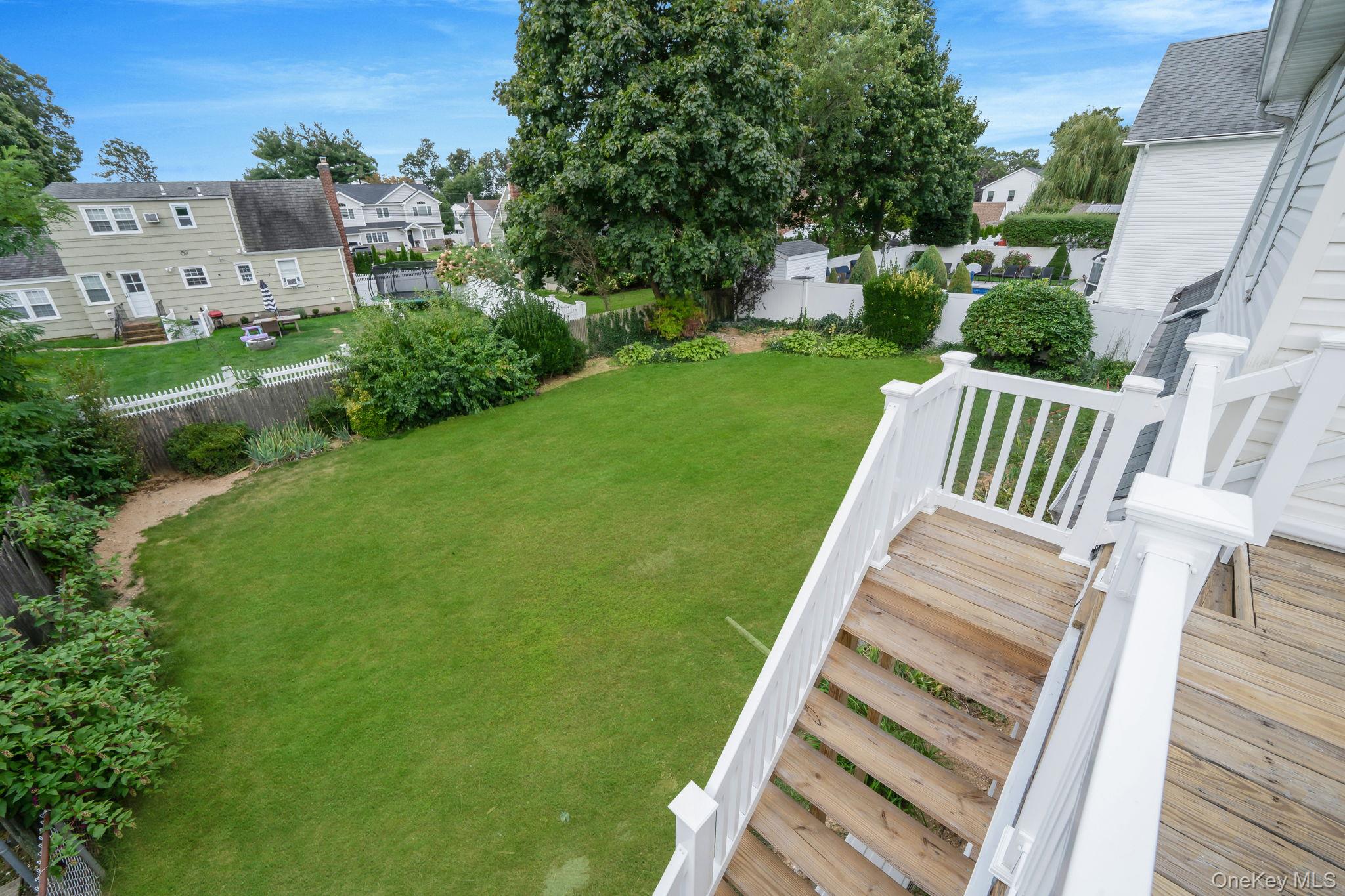 3862 Clark Street, Seaford, NY 11783