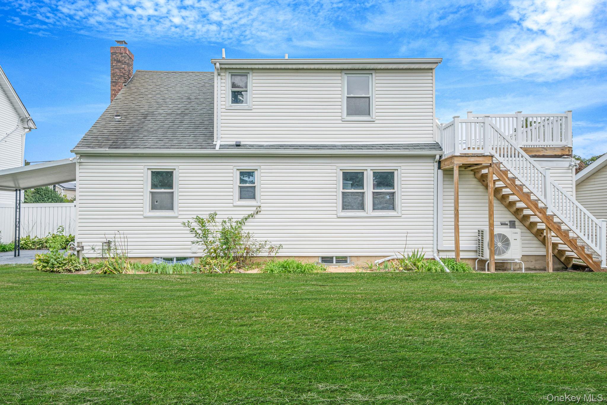 3862 Clark Street, Seaford, NY 11783