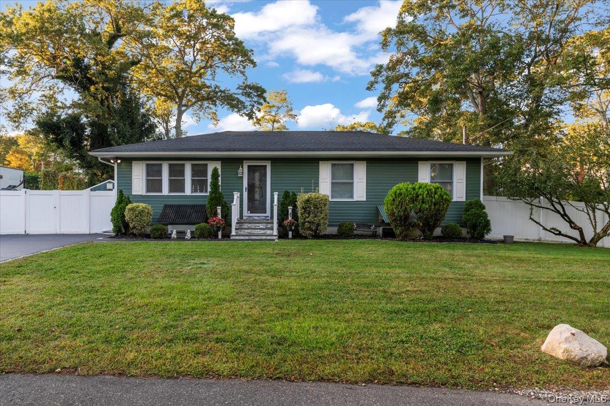 212 Locust Drive, Rocky Point, NY 11778