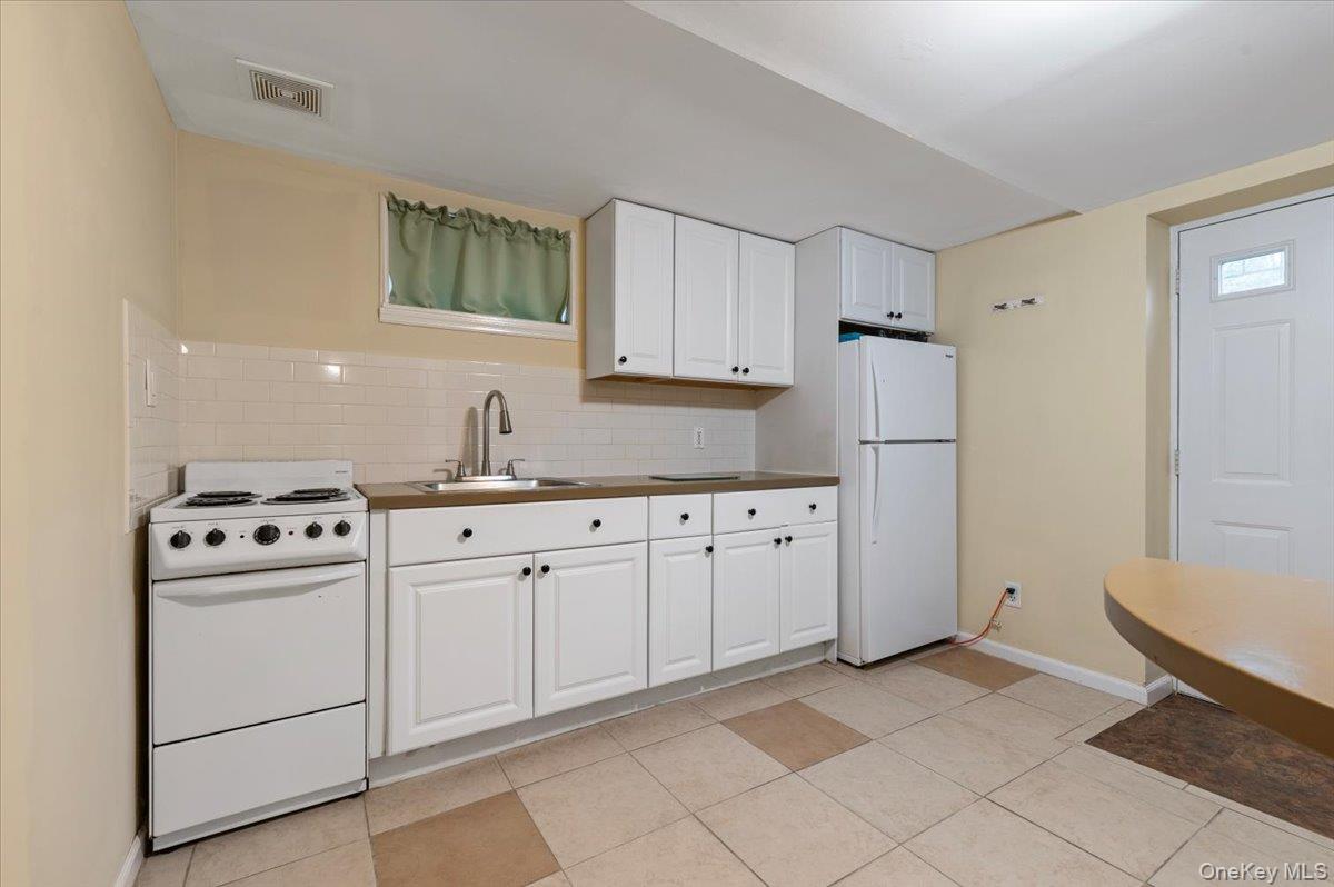 212 Locust Drive, Rocky Point, NY 11778