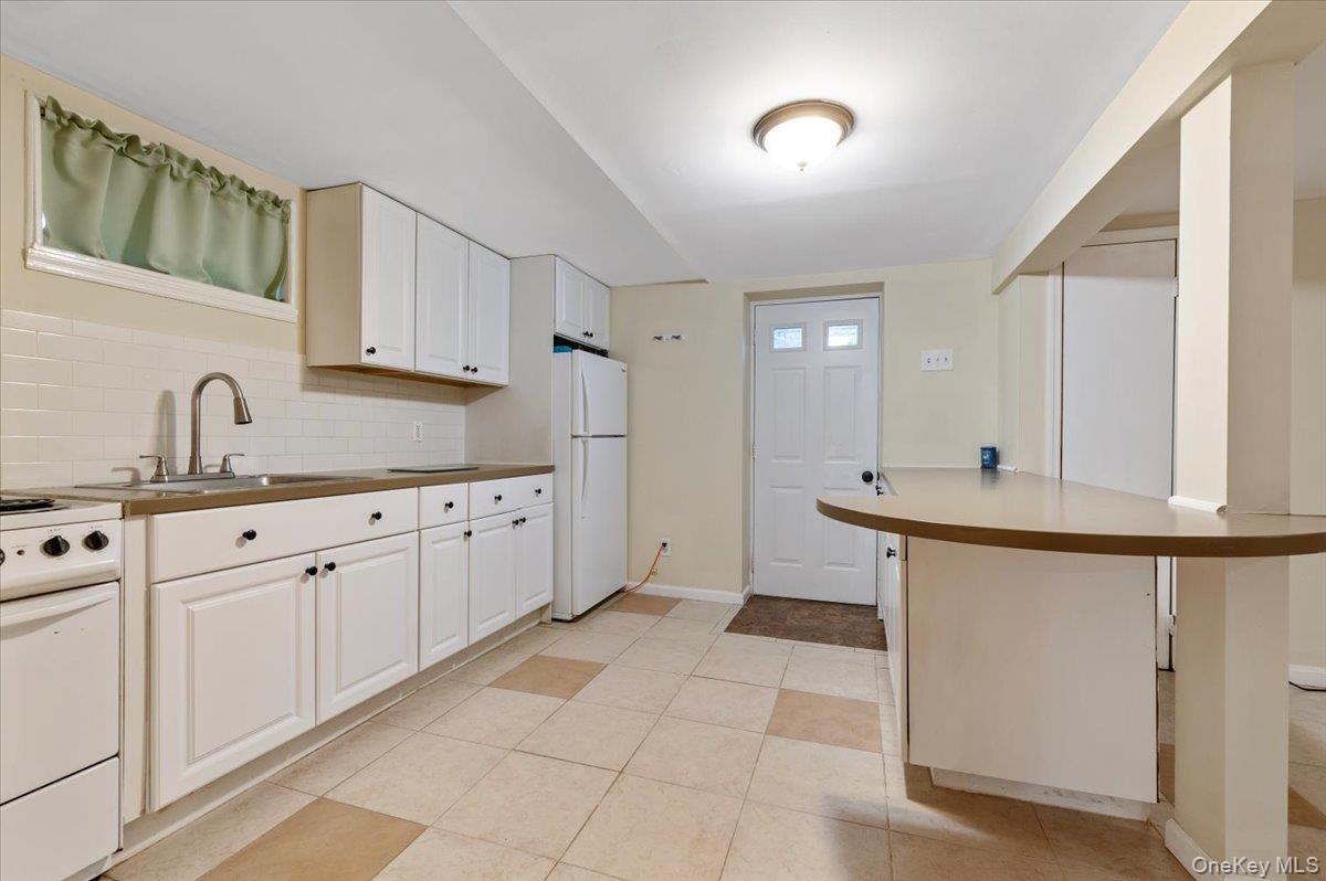 212 Locust Drive, Rocky Point, NY 11778