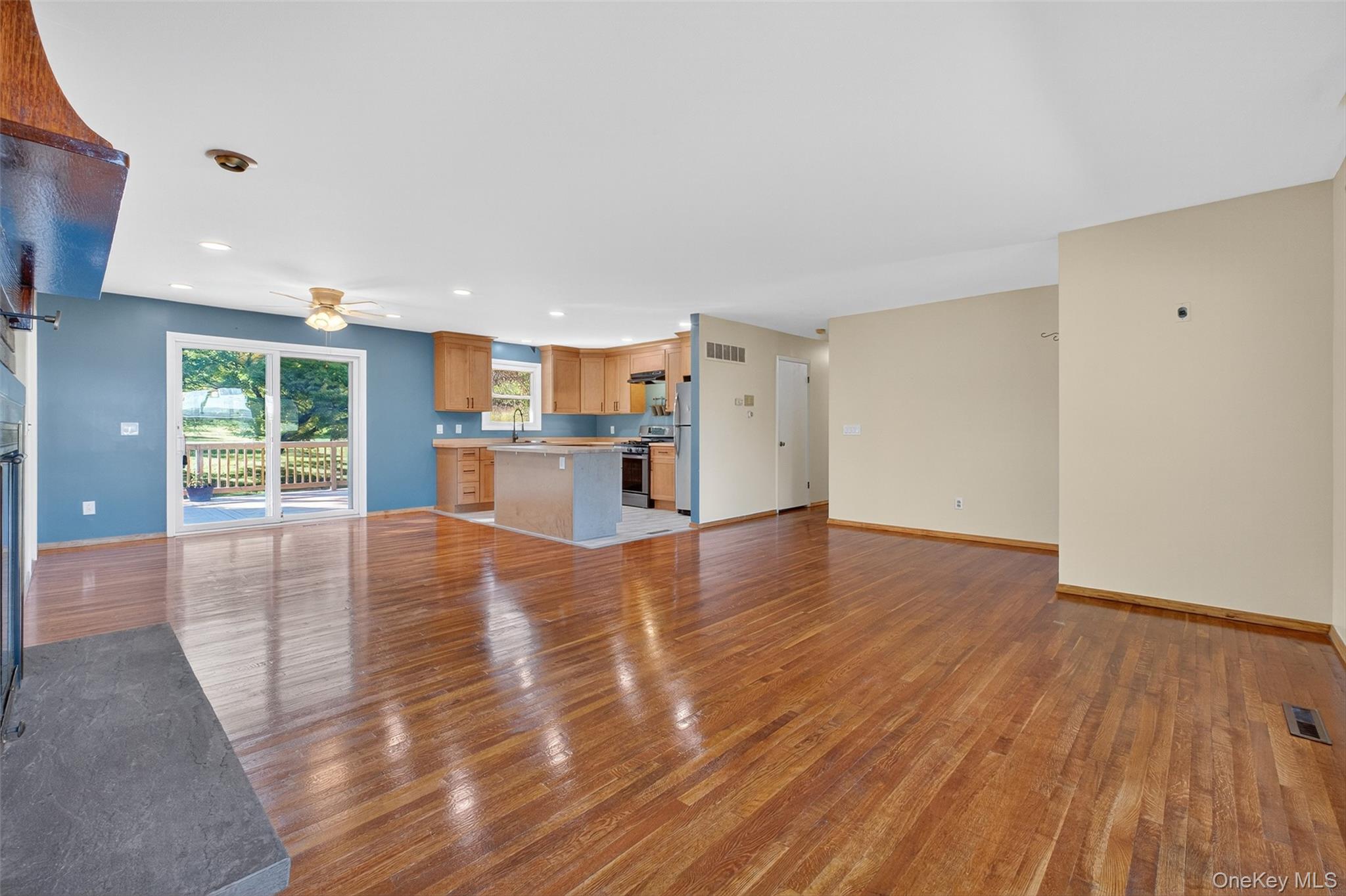 1 Philmore Drive, Poughkeepsie, NY 12603