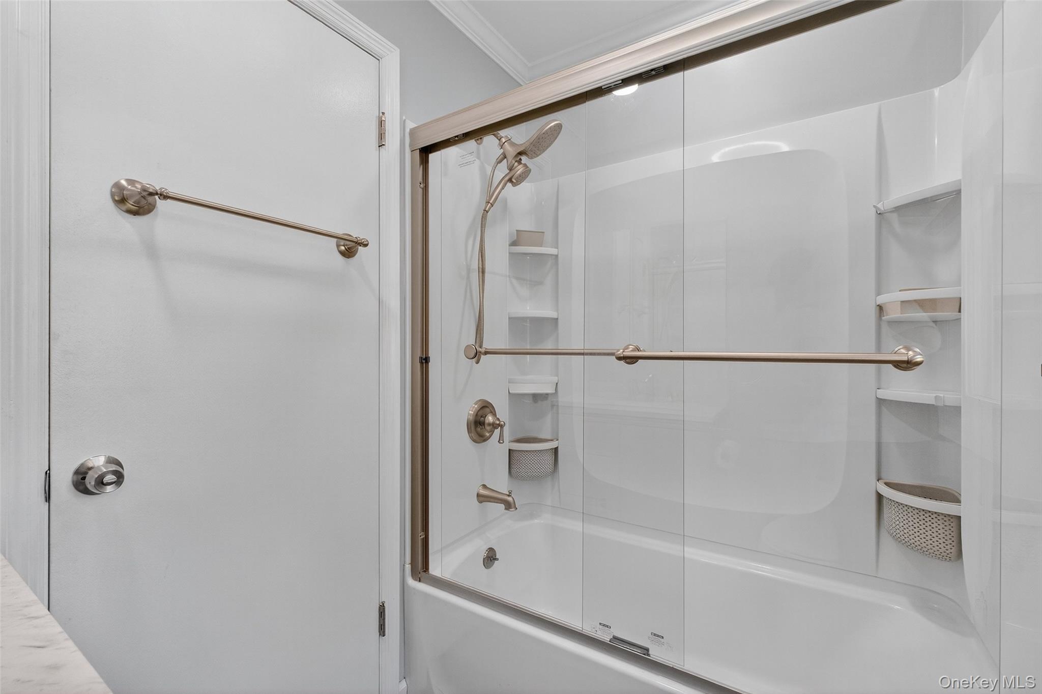 1 Philmore Drive, Poughkeepsie, NY 12603