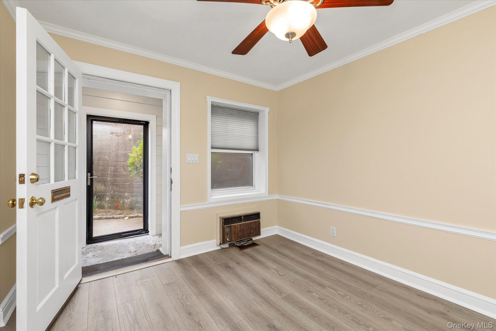 21 S Village Avenue # 3, Rockville Centre, NY 11570