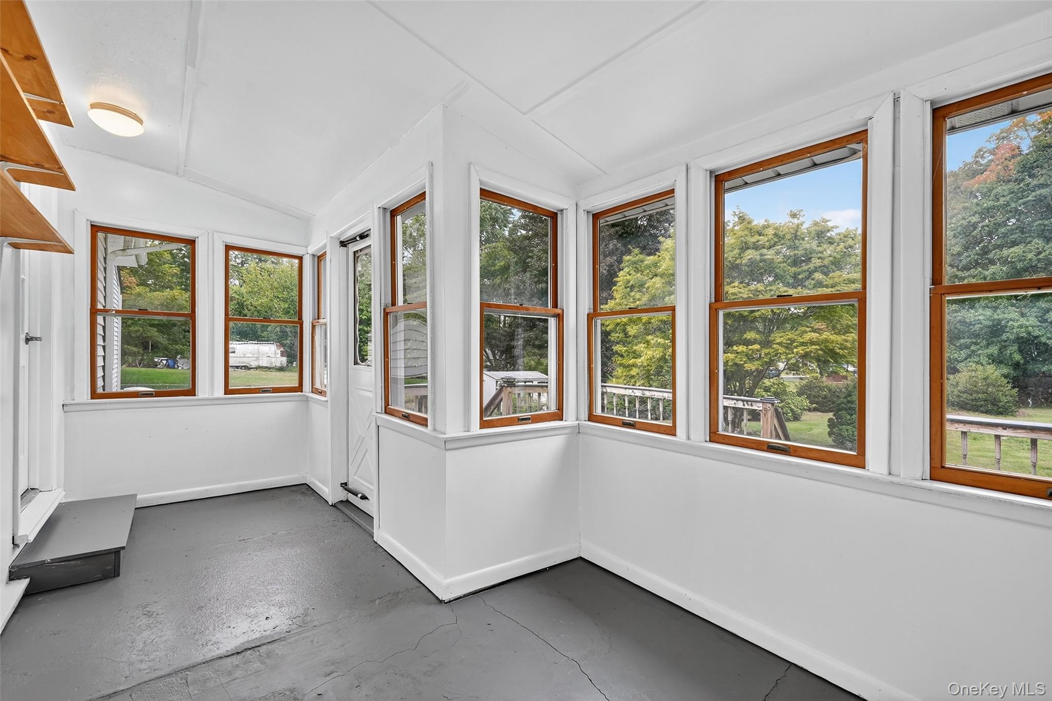 18 Stonecrest Drive, New Windsor, NY 12553