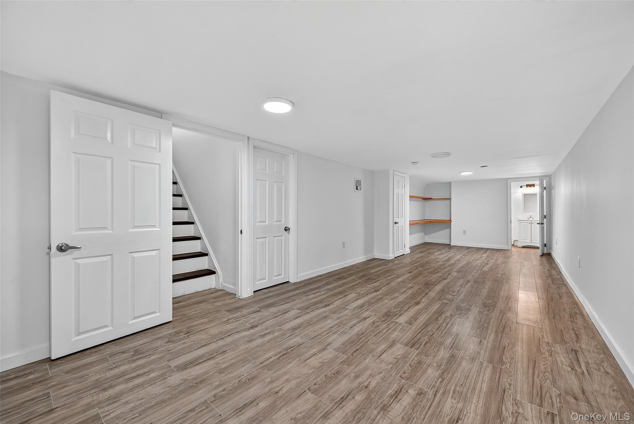 18 Stonecrest Drive, New Windsor, NY 12553