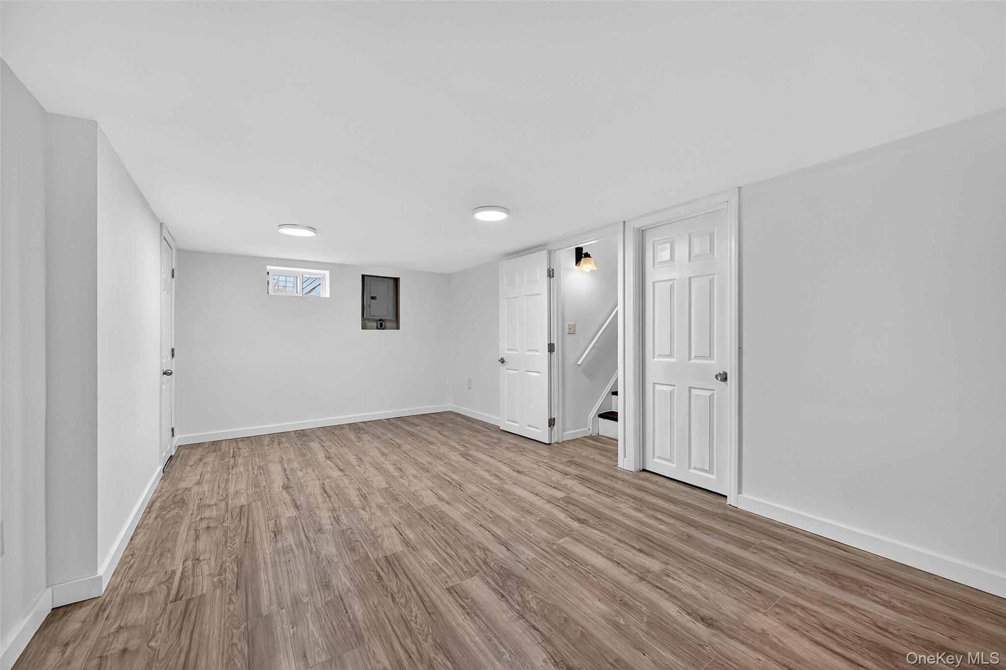 18 Stonecrest Drive, New Windsor, NY 12553