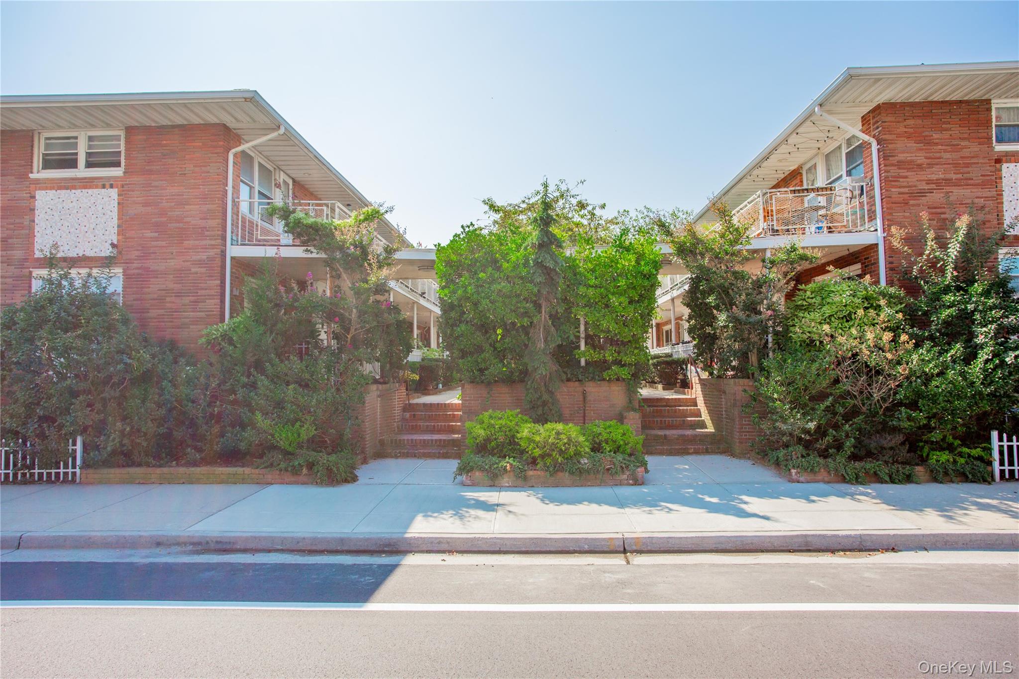 340 E Broadway # 212, Long Beach, NY 11561