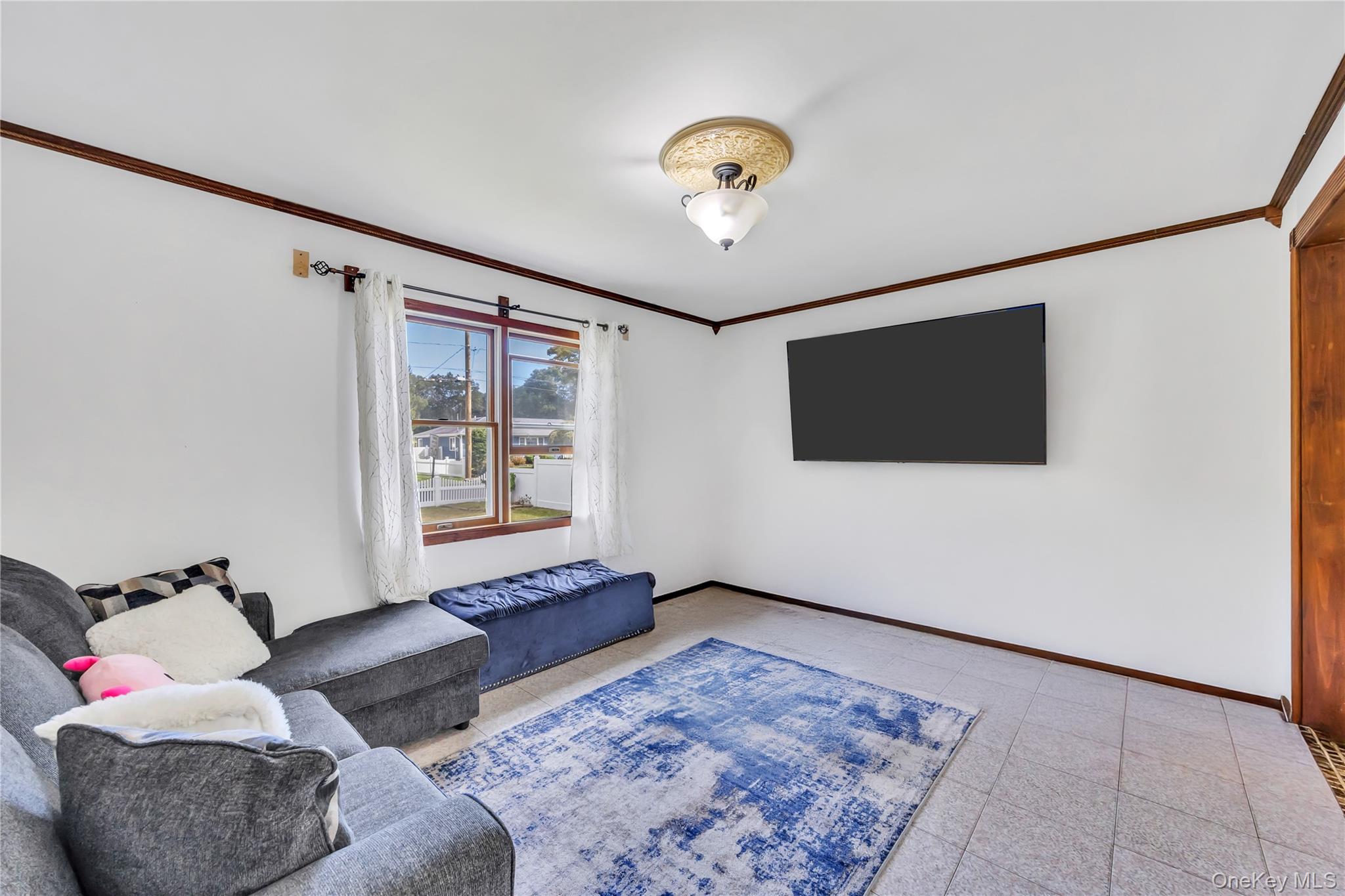 194 Cranford Boulevard, Mastic, NY 11950