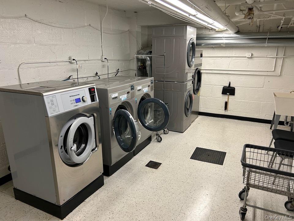 213-01 75 Avenue # 4D, Bayside, NY 11364