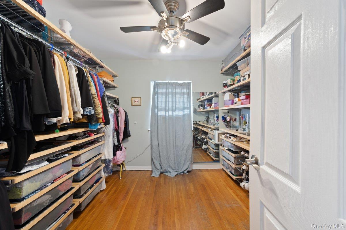 902 Dean Avenue, Bronx, NY 10465