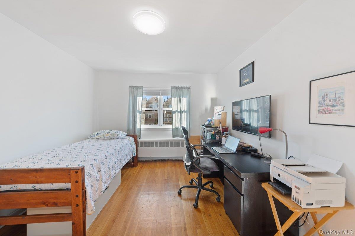 902 Dean Avenue, Bronx, NY 10465