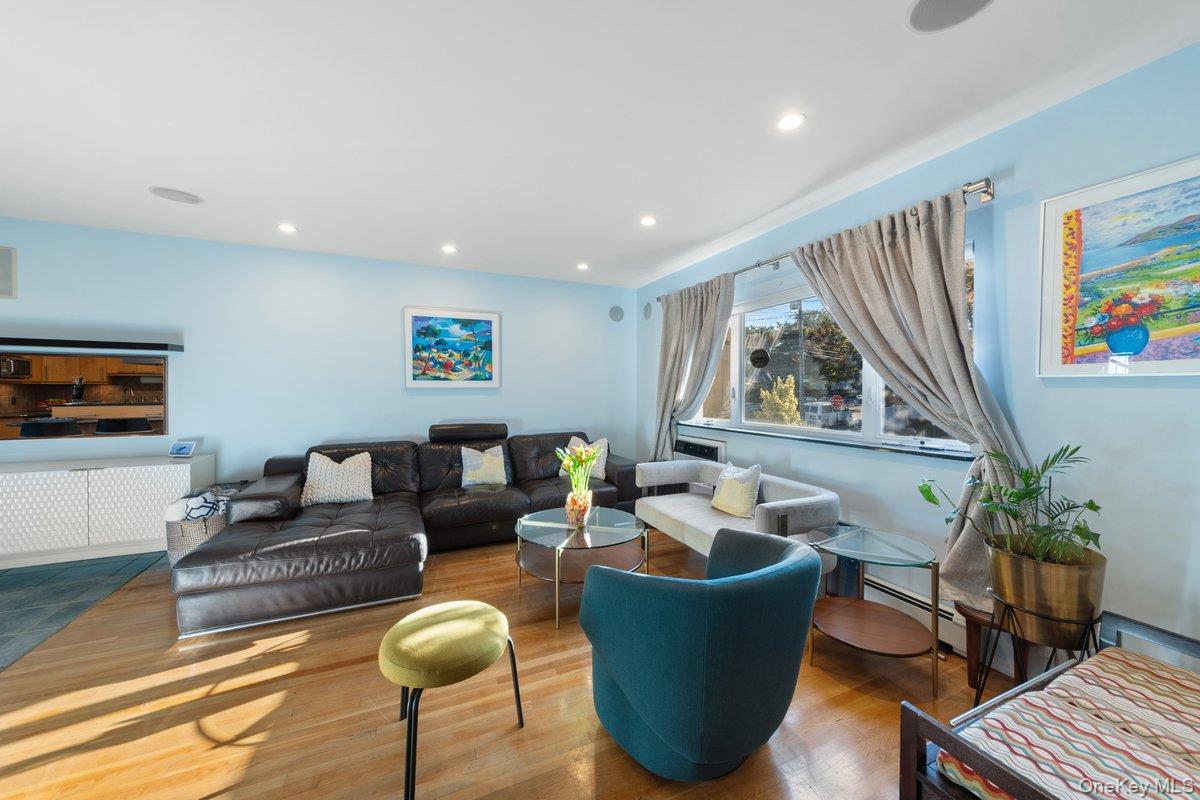 902 Dean Avenue, Bronx, NY 10465