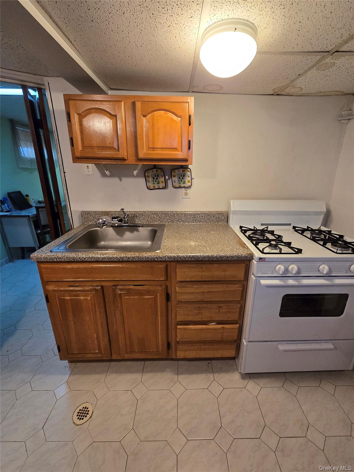 107-20 92nd Street, Ozone Park, NY 11417