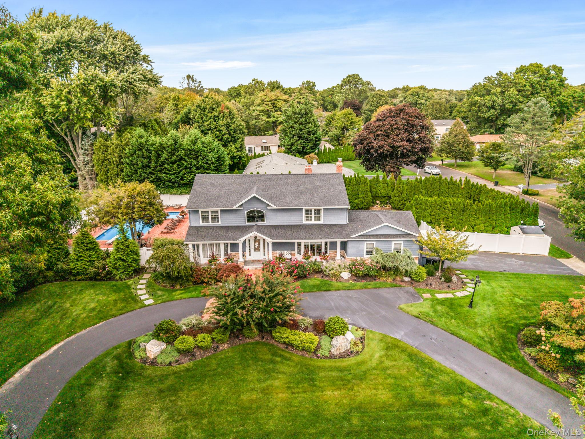 31 Dillon Drive, Dix Hills, NY 11746