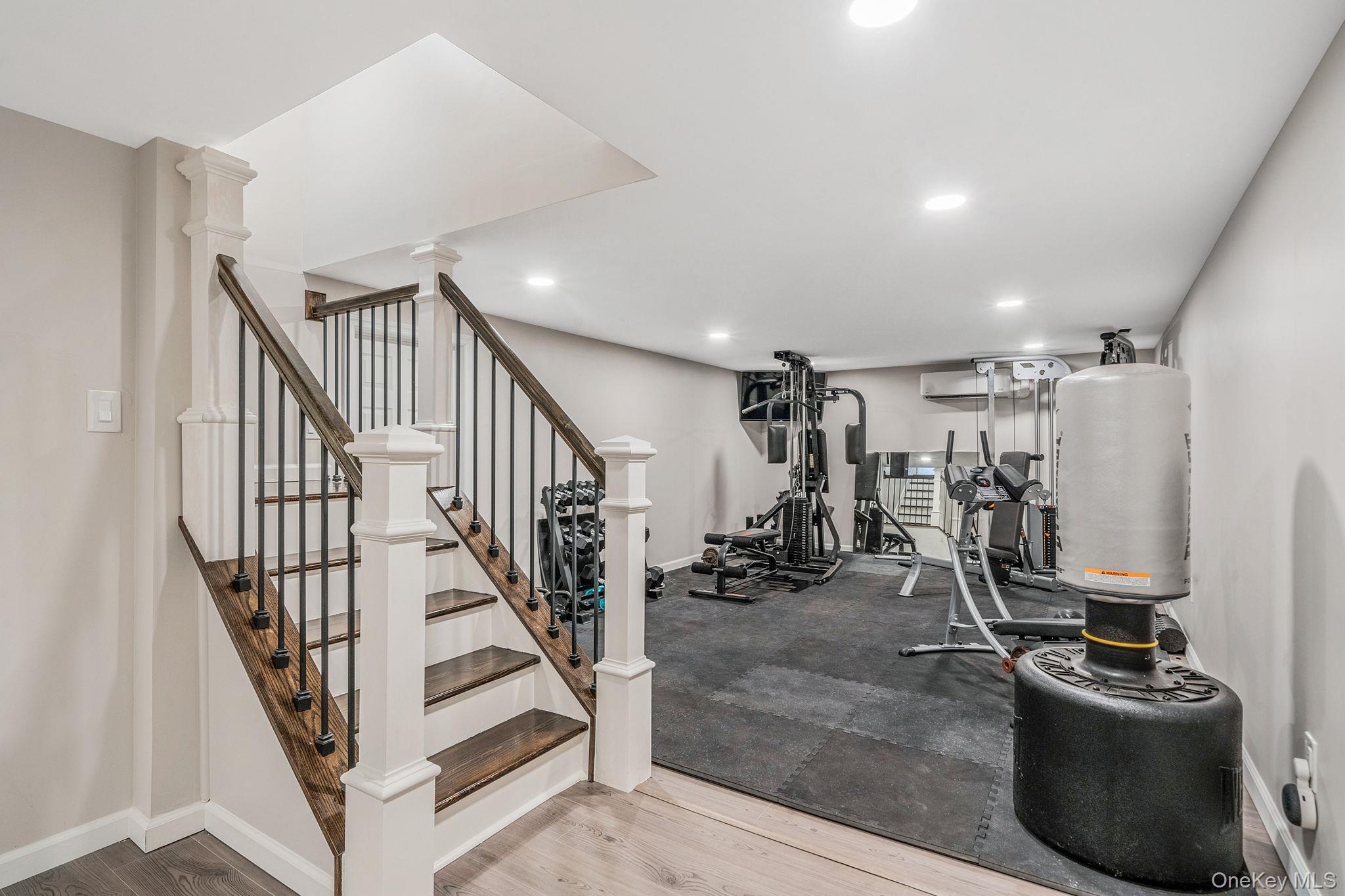 31 Dillon Drive, Dix Hills, NY 11746