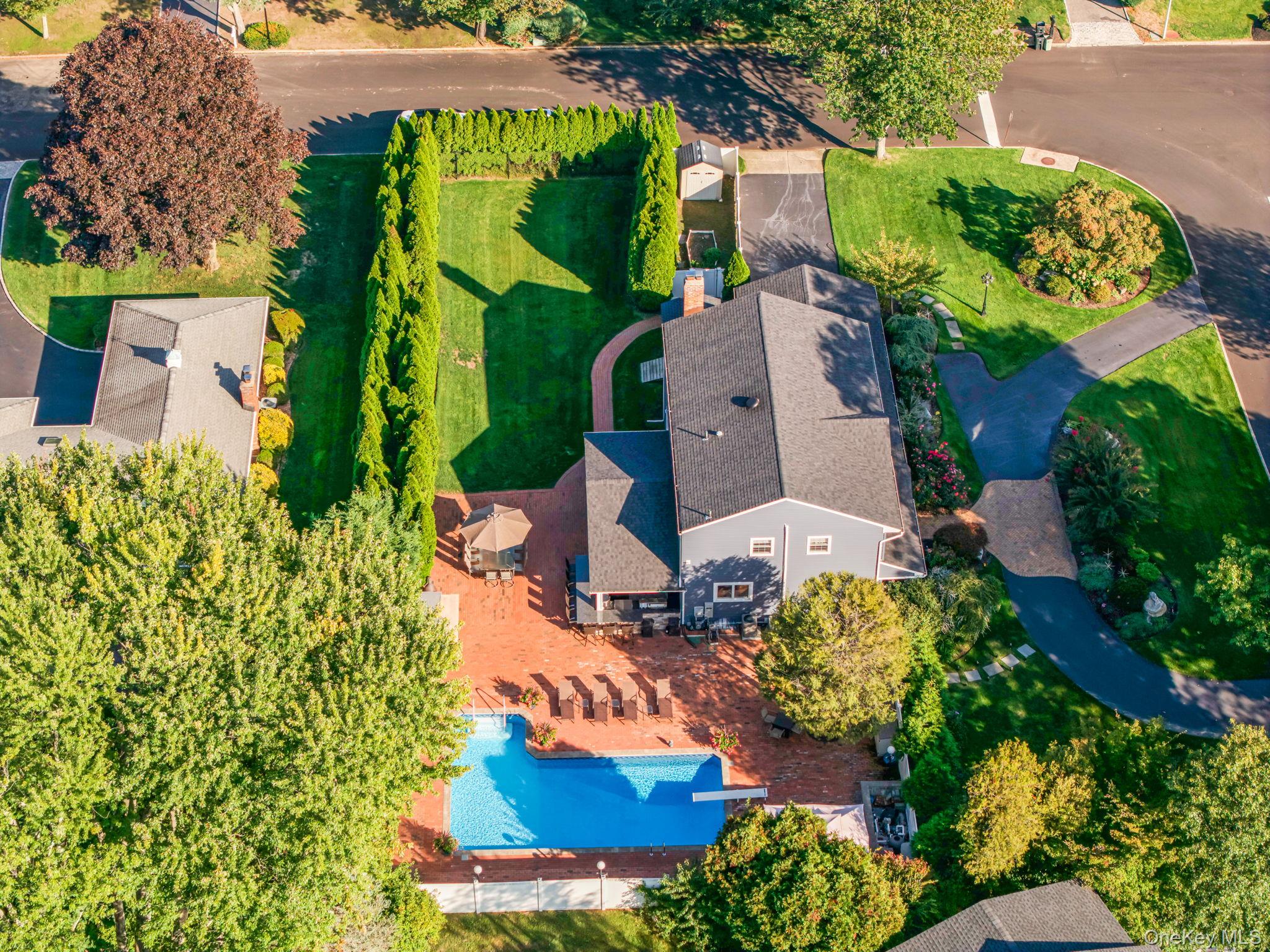 31 Dillon Drive, Dix Hills, NY 11746