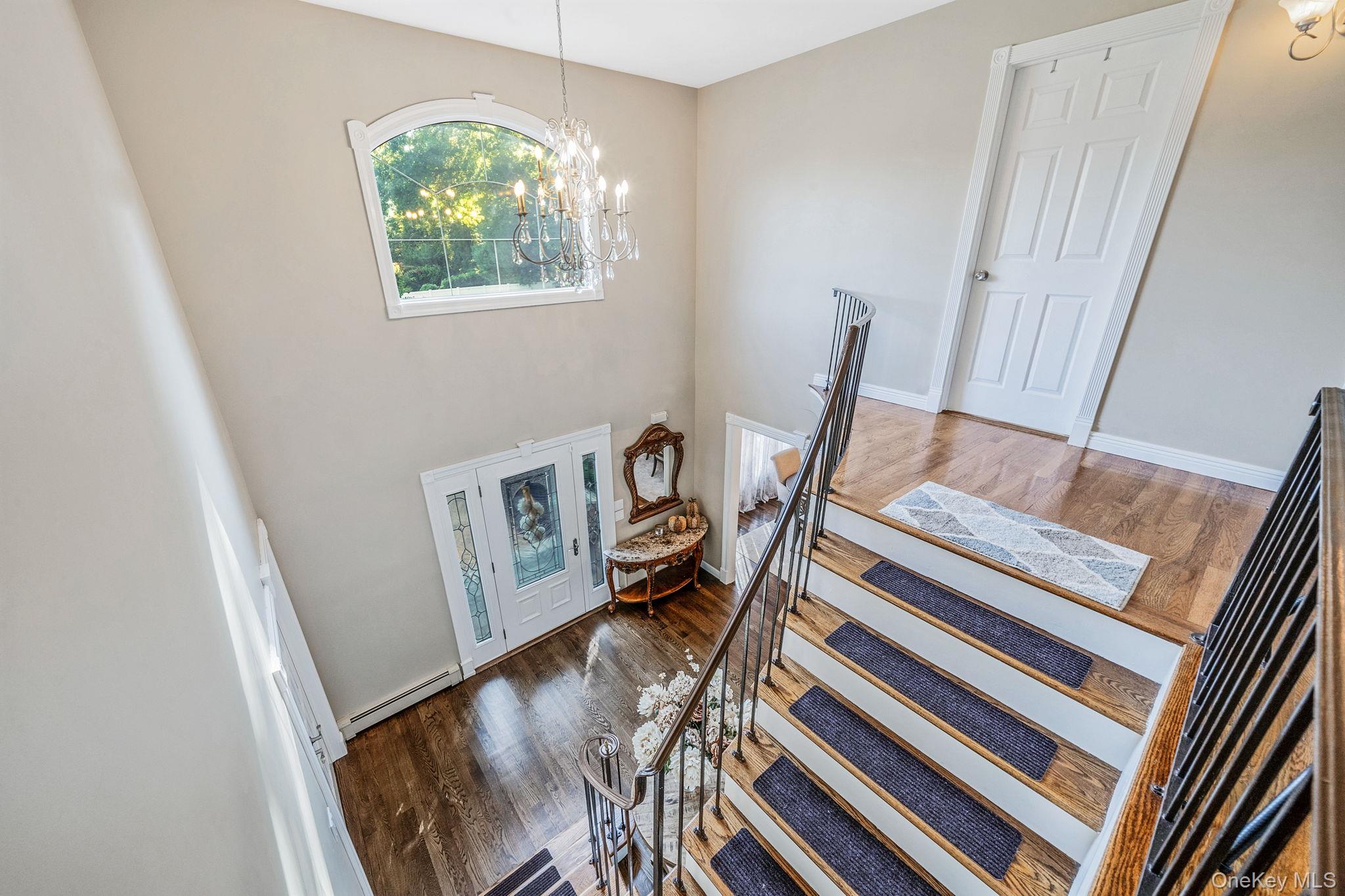 31 Dillon Drive, Dix Hills, NY 11746