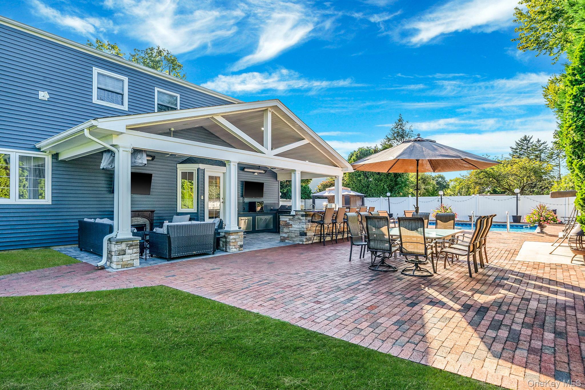 31 Dillon Drive, Dix Hills, NY 11746