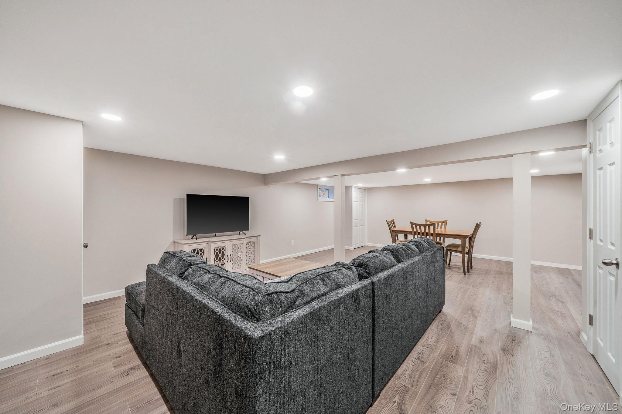 31 Dillon Drive, Dix Hills, NY 11746