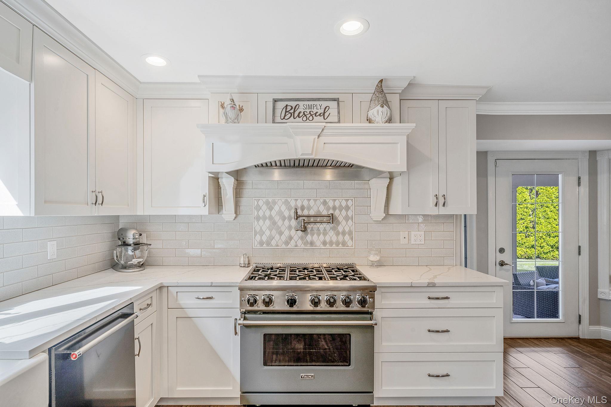 31 Dillon Drive, Dix Hills, NY 11746