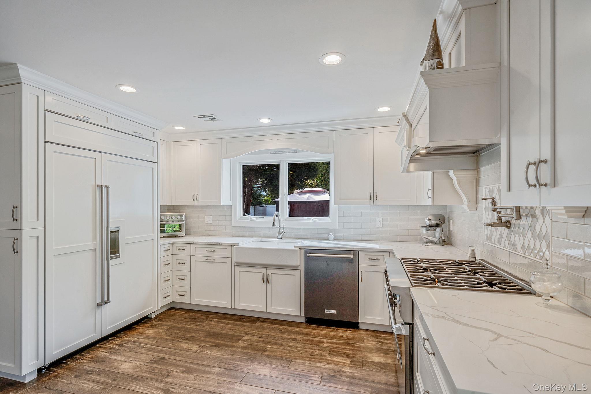 31 Dillon Drive, Dix Hills, NY 11746