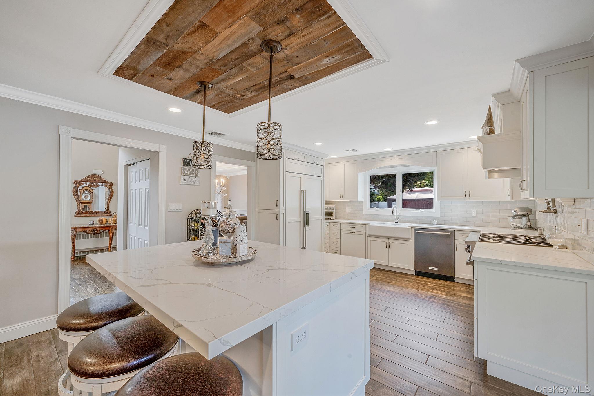 31 Dillon Drive, Dix Hills, NY 11746