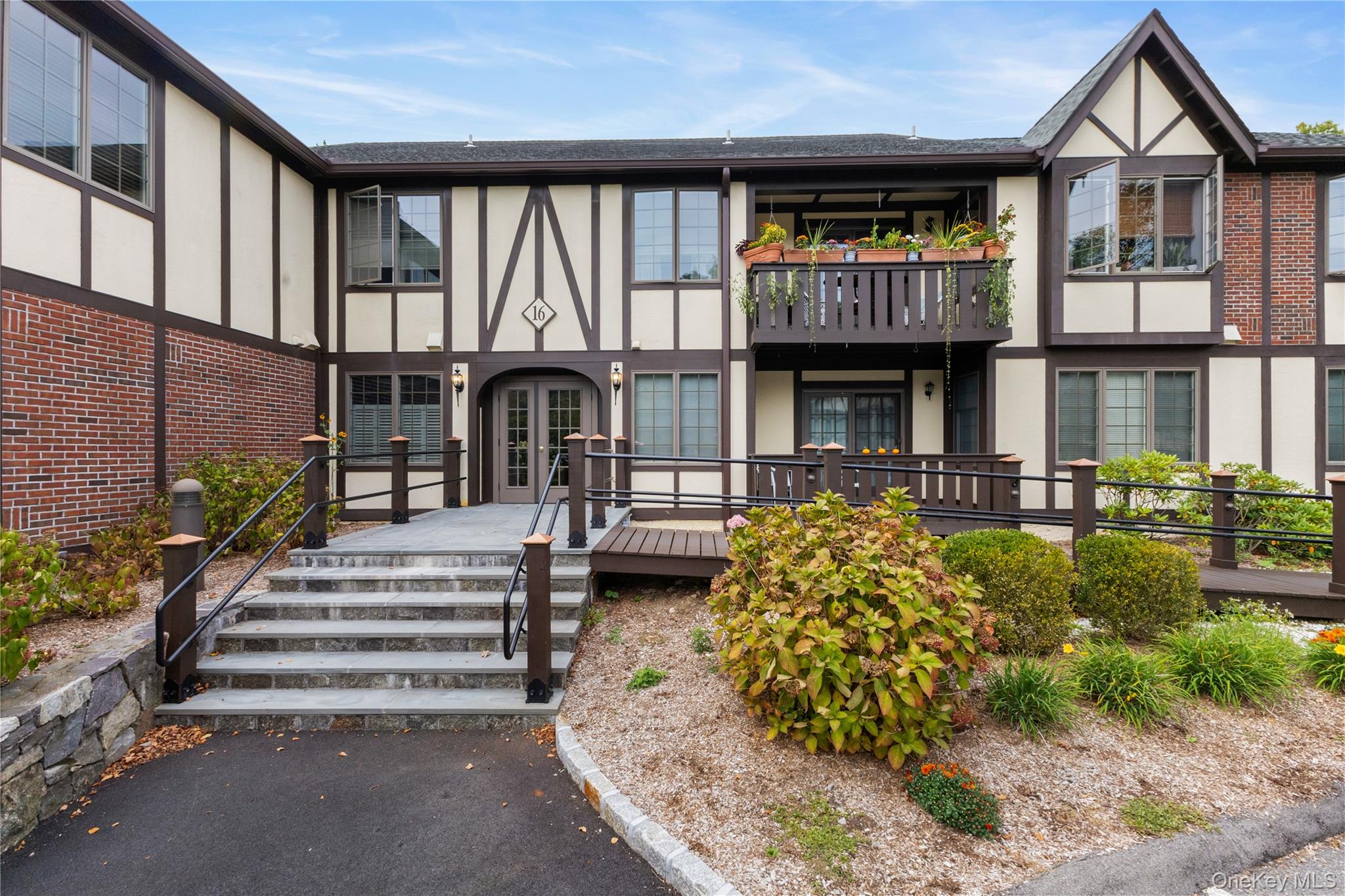 16 Manville Lane # 4, Pleasantville, NY 10570