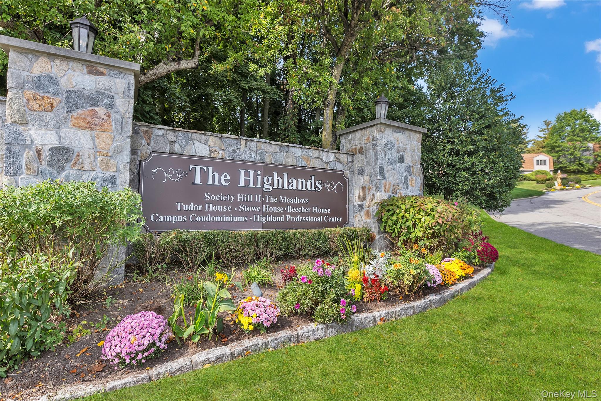 1 High Meadow Trail, Peekskill, NY 10566