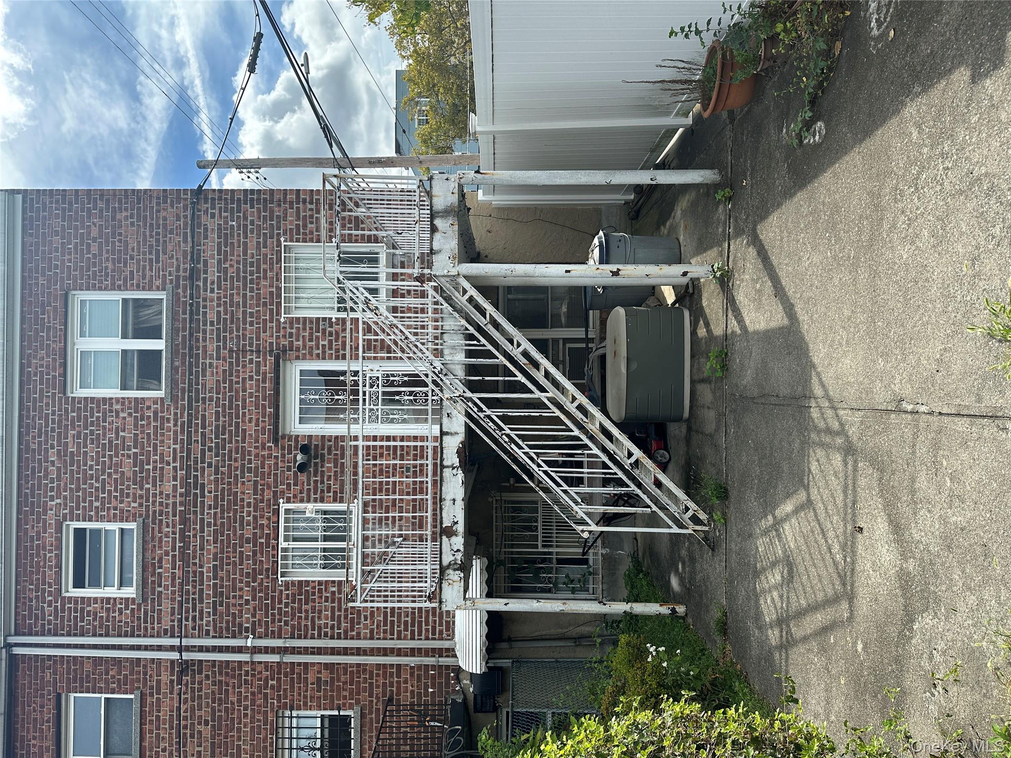 3563 Laconia Avenue, Bronx, NY 10469