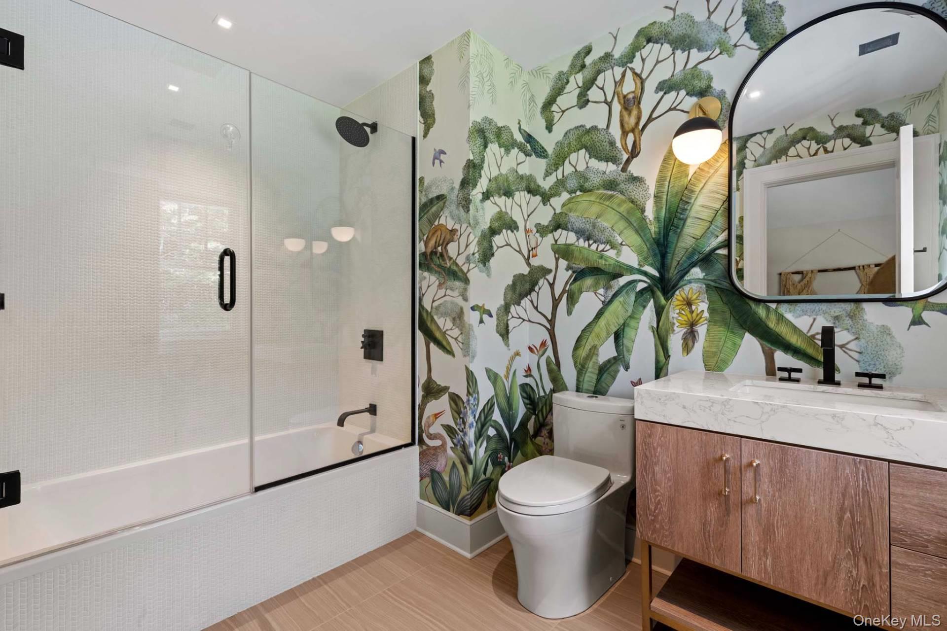 16 Wood Edge Court, Water Mill, NY 11976