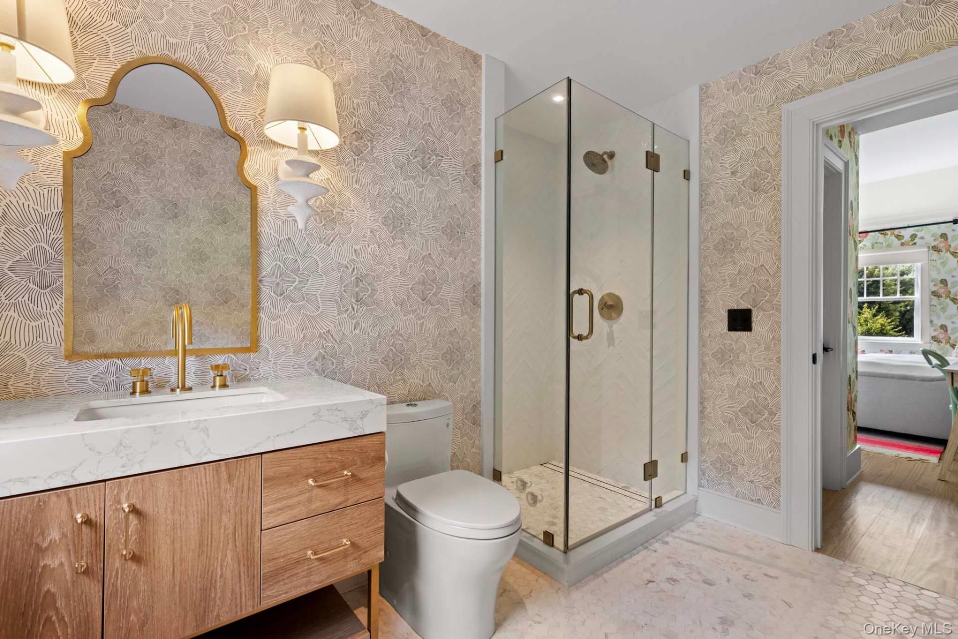 16 Wood Edge Court, Water Mill, NY 11976