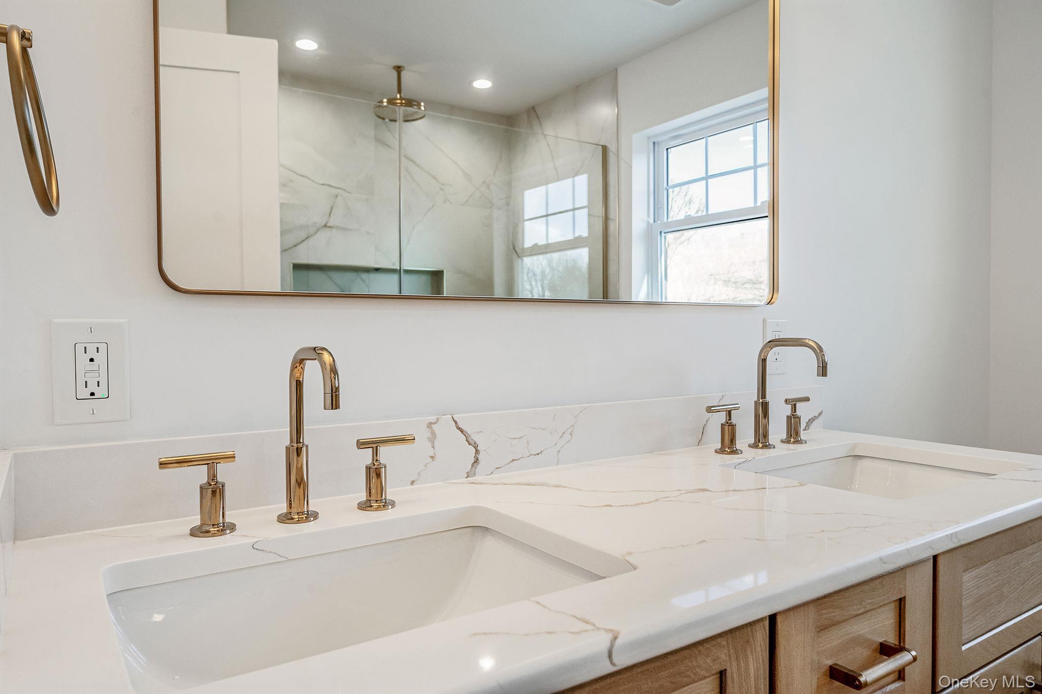 64 Blydenburgh Road, Centereach, NY 11720